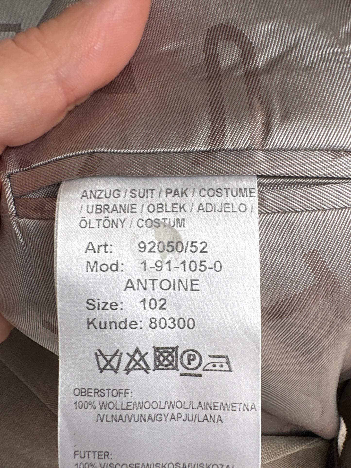 Costum luxury Feraud grej din lana extrafina tall