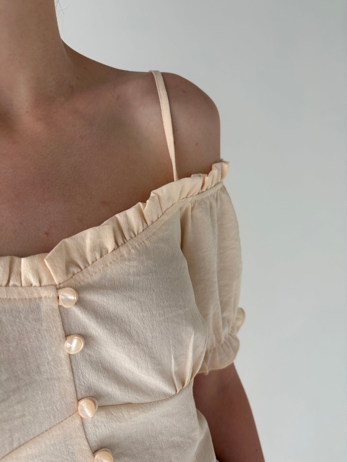 Top cambrat light nude cu spate elastic