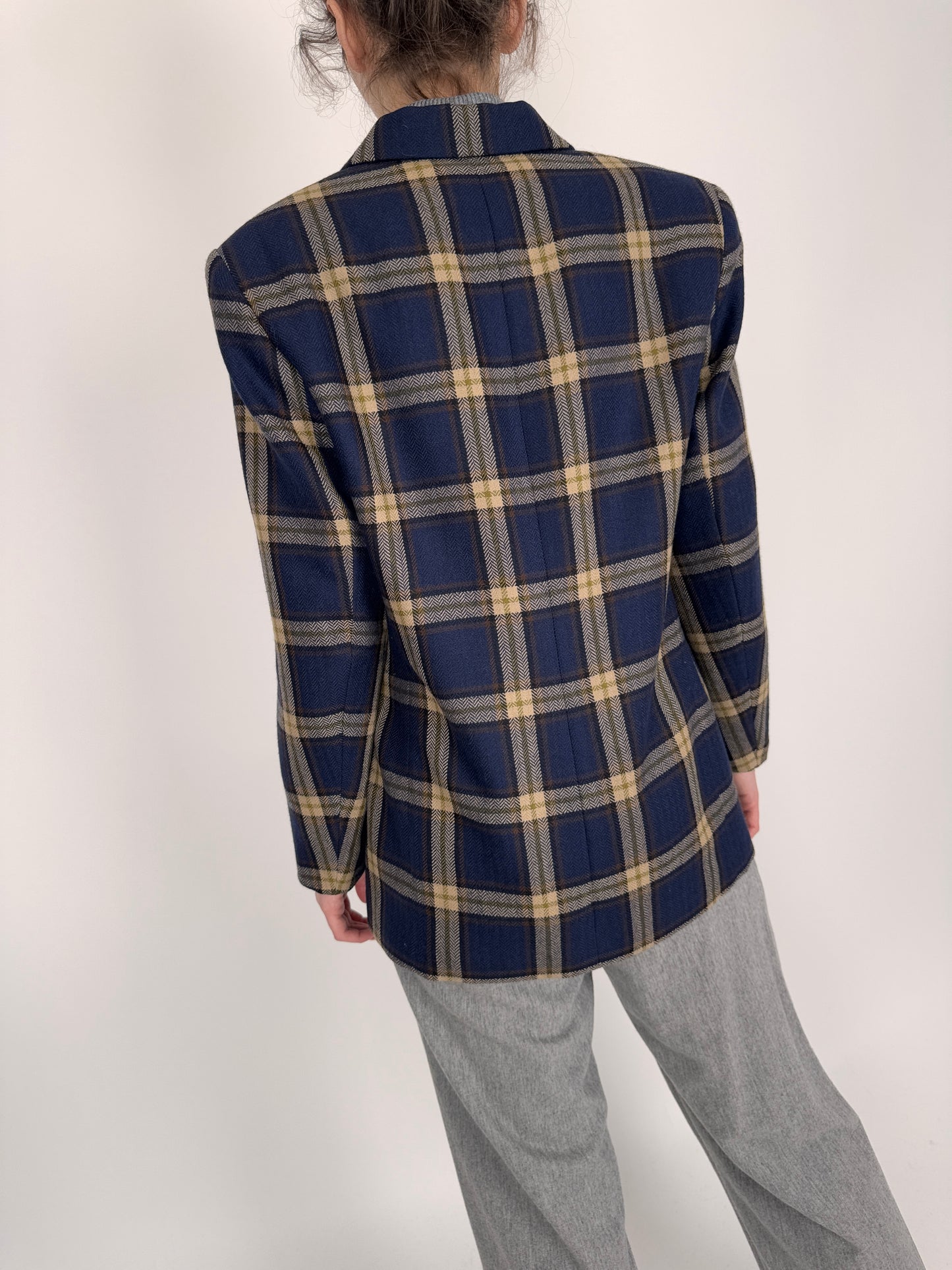 Sacou din Tartan de lana pura certificată în carouri camel pe Navy