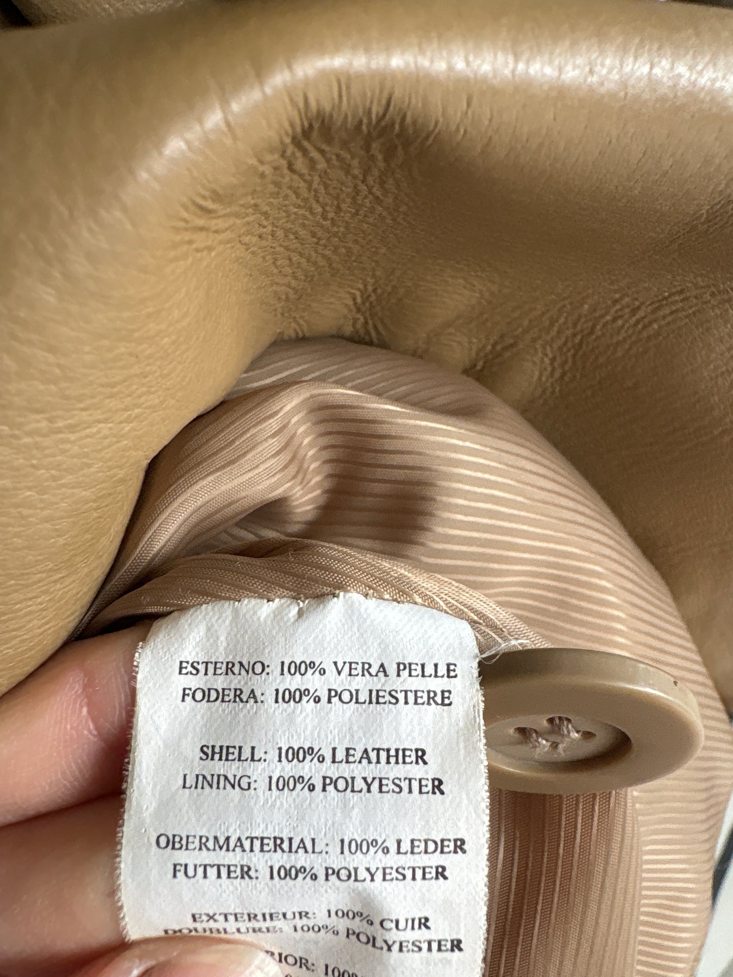 Pardesiu italian camel din piele naturală plină în croi clasic