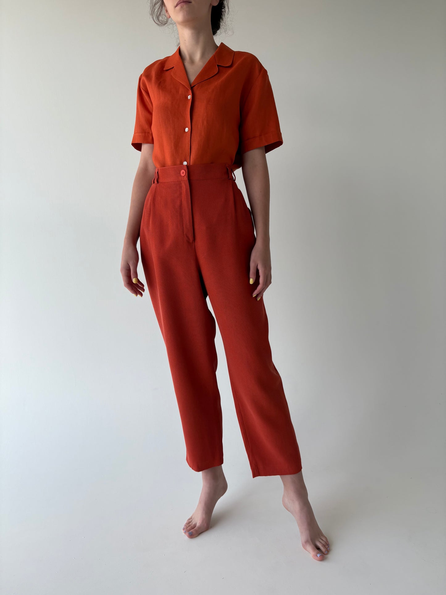Pantaloni din mătase naturală texturată cu talie ultra înaltă