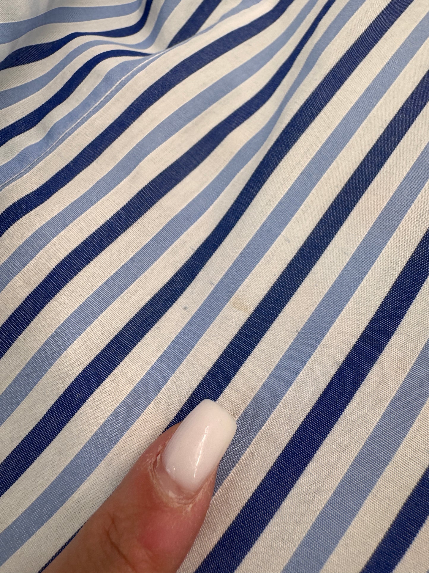 Rochia de designer italian în dungi din poplin excepțional de bumbac