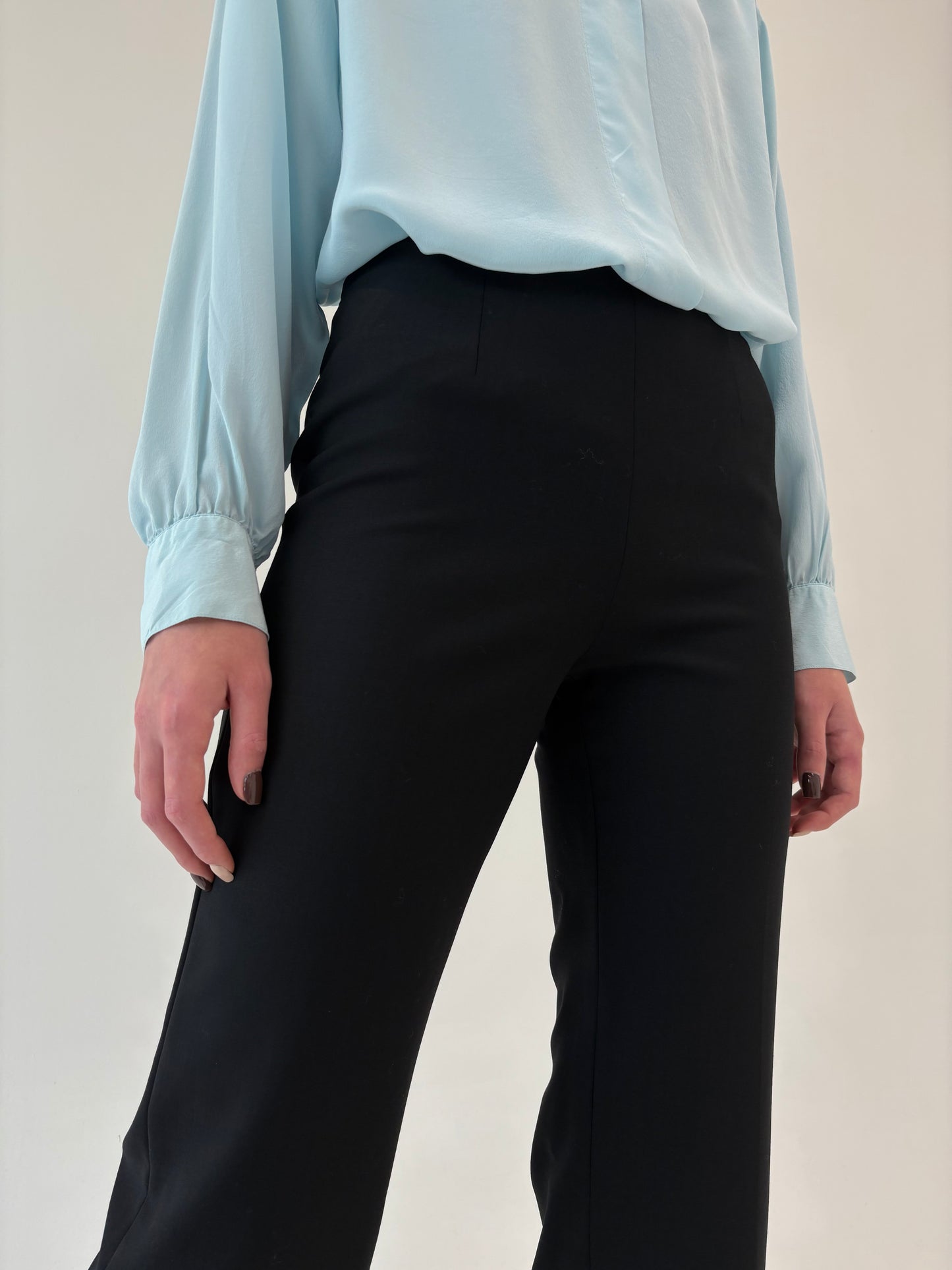Pantaloni negri italienești din lana extrafina cu talie înaltă de la zi la seară