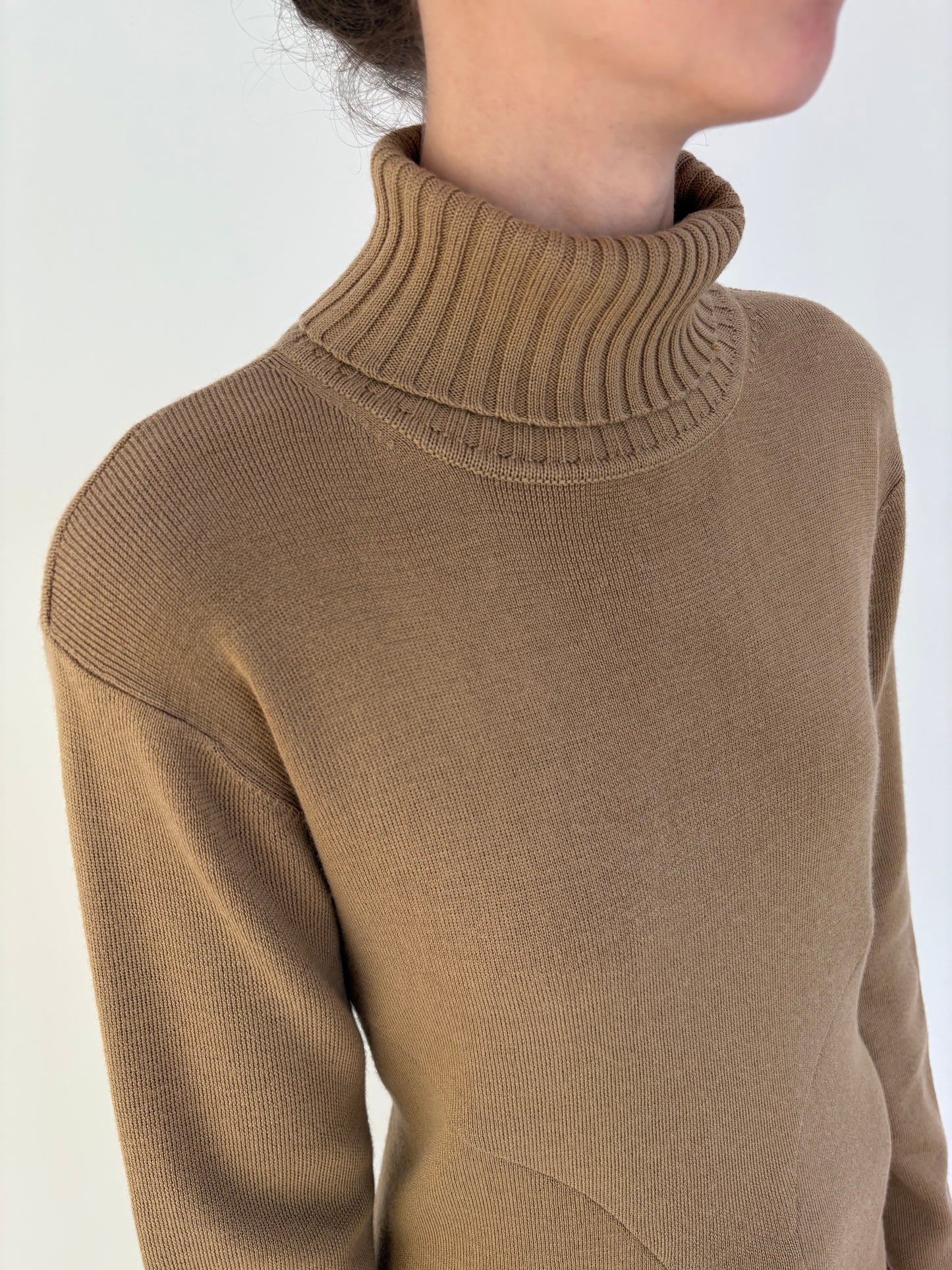 Rochie maxi camel tip Maleta din lana merino extrafina de gramaj mare