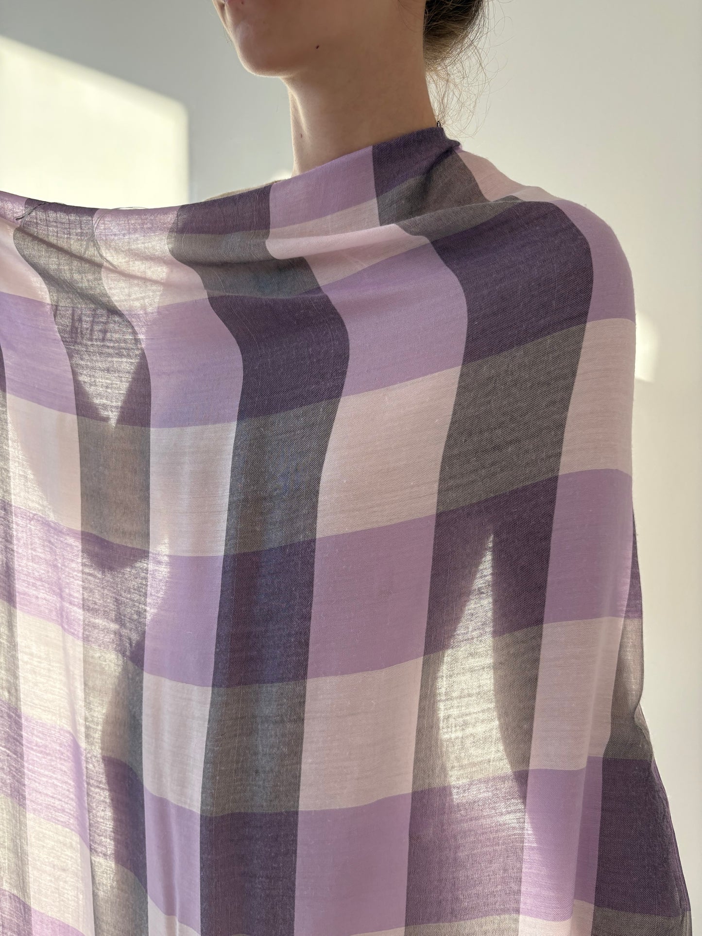 Shawl excepțional din țesătură de mătase naturală în nuanțe de lavandă