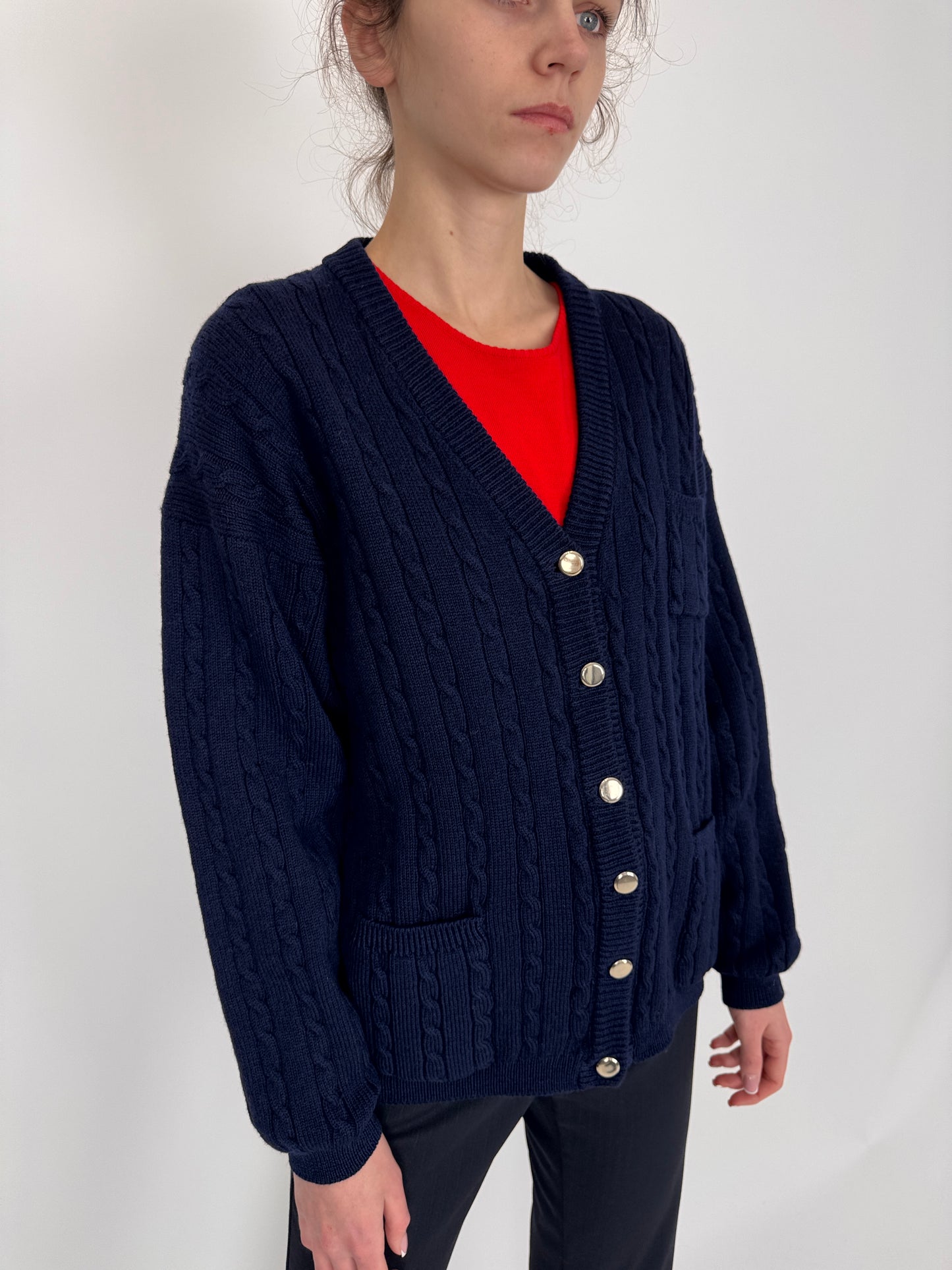 Cardigan navy blue cu nasturi argintii si torsade din lana extrafina