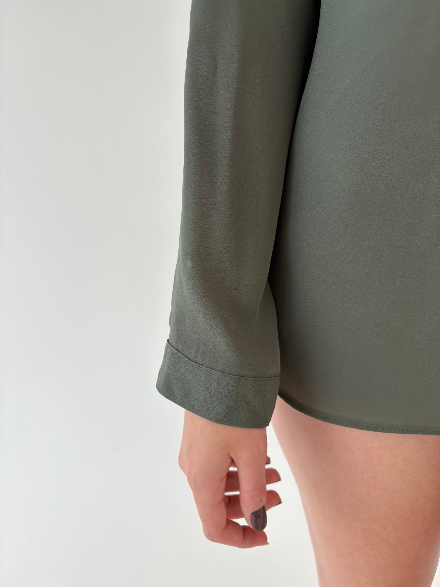 Cămașa dark Sage green closed cuff