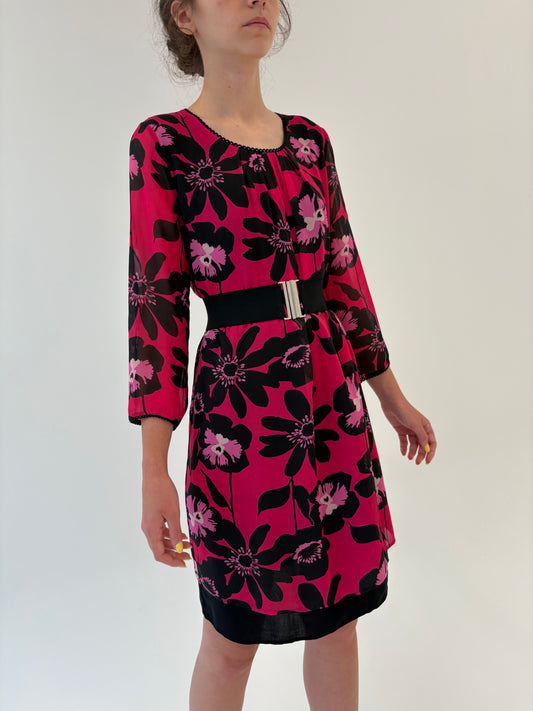 Rochie rasberry red business în croi lejer cu print floral negru