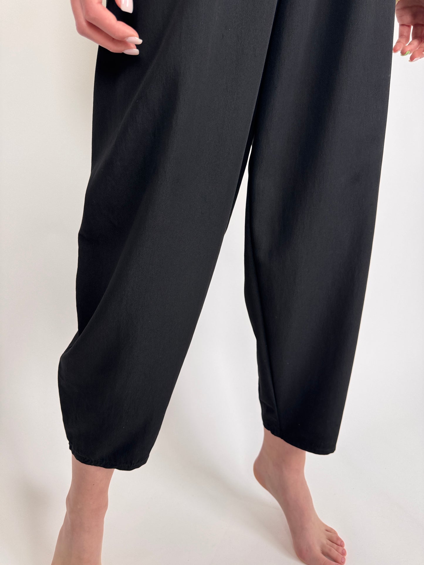 Pantaloni vintage în croi baloon cu talie ultra ultra înaltă marcată