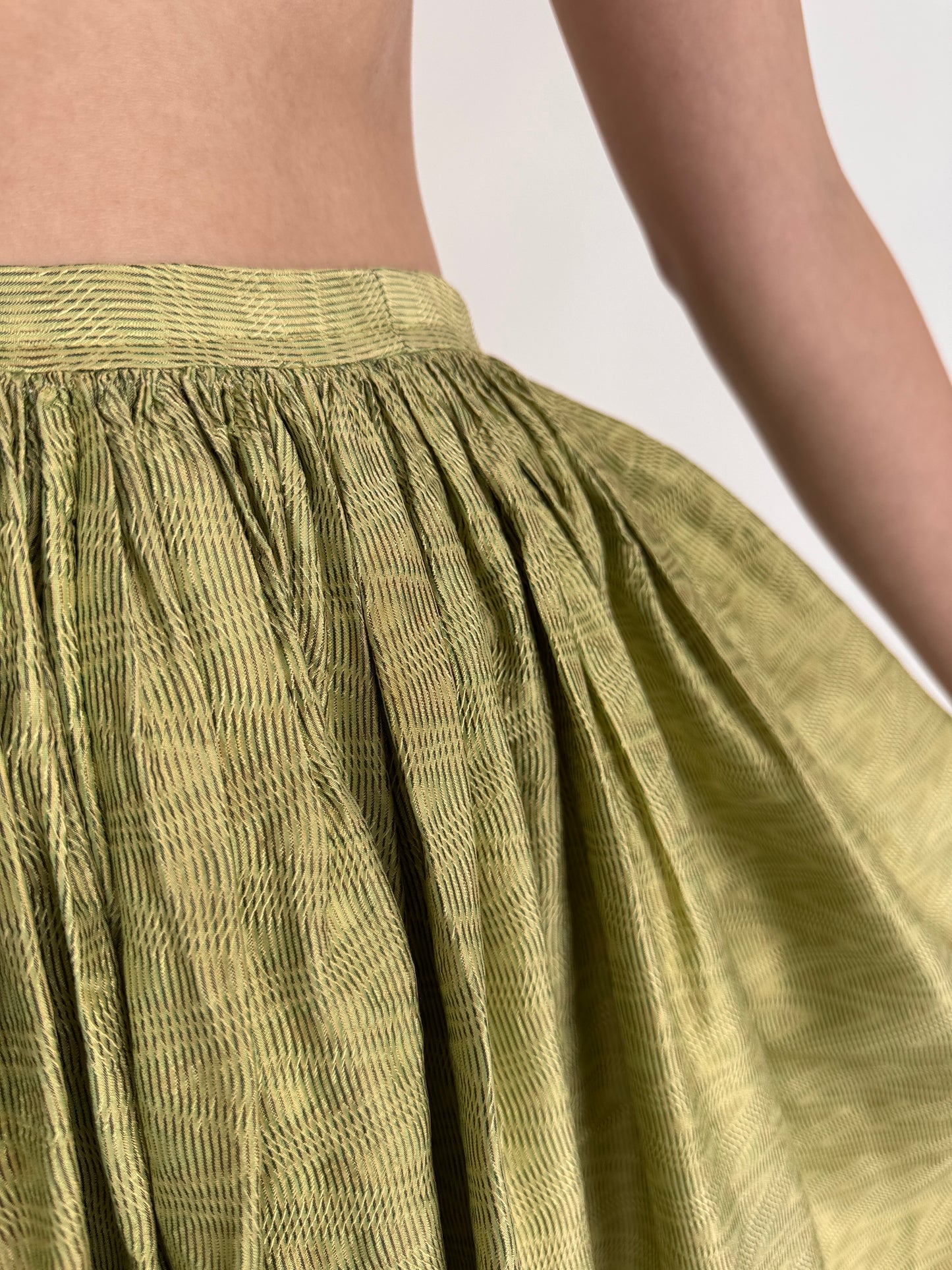 Fustă vintage seaweed green din brocart de mătase naturală