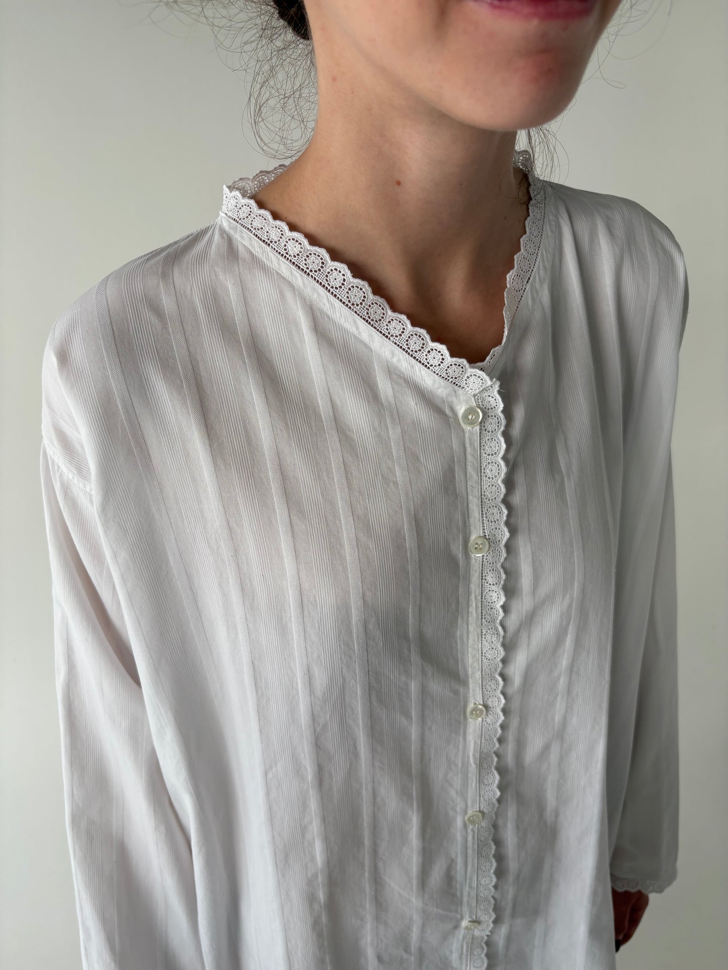 Cămașa vintage din poplin excepțional texturat în croi oversized