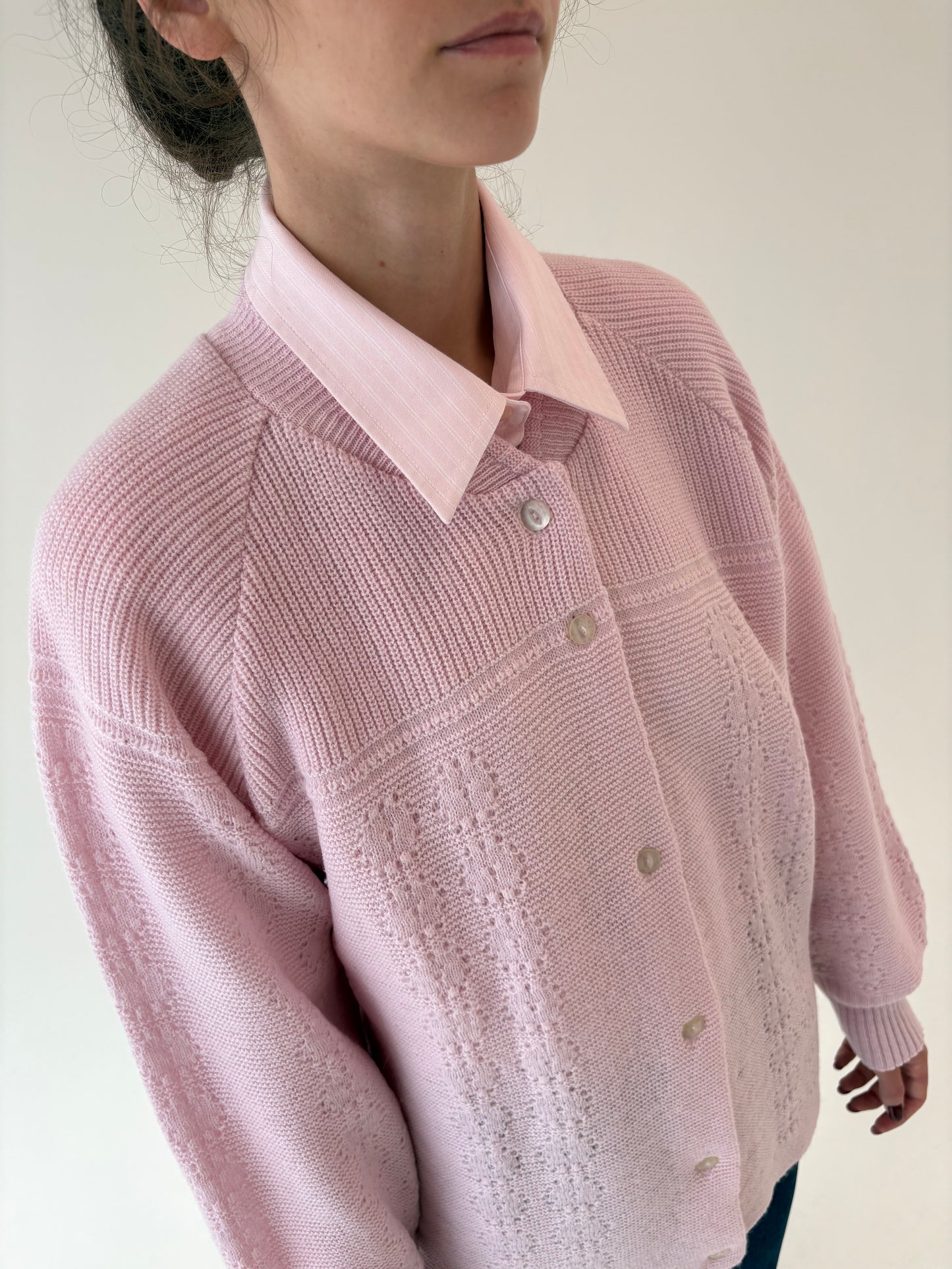 Cardigan vintage roz pudrat din mix de lana extrafina