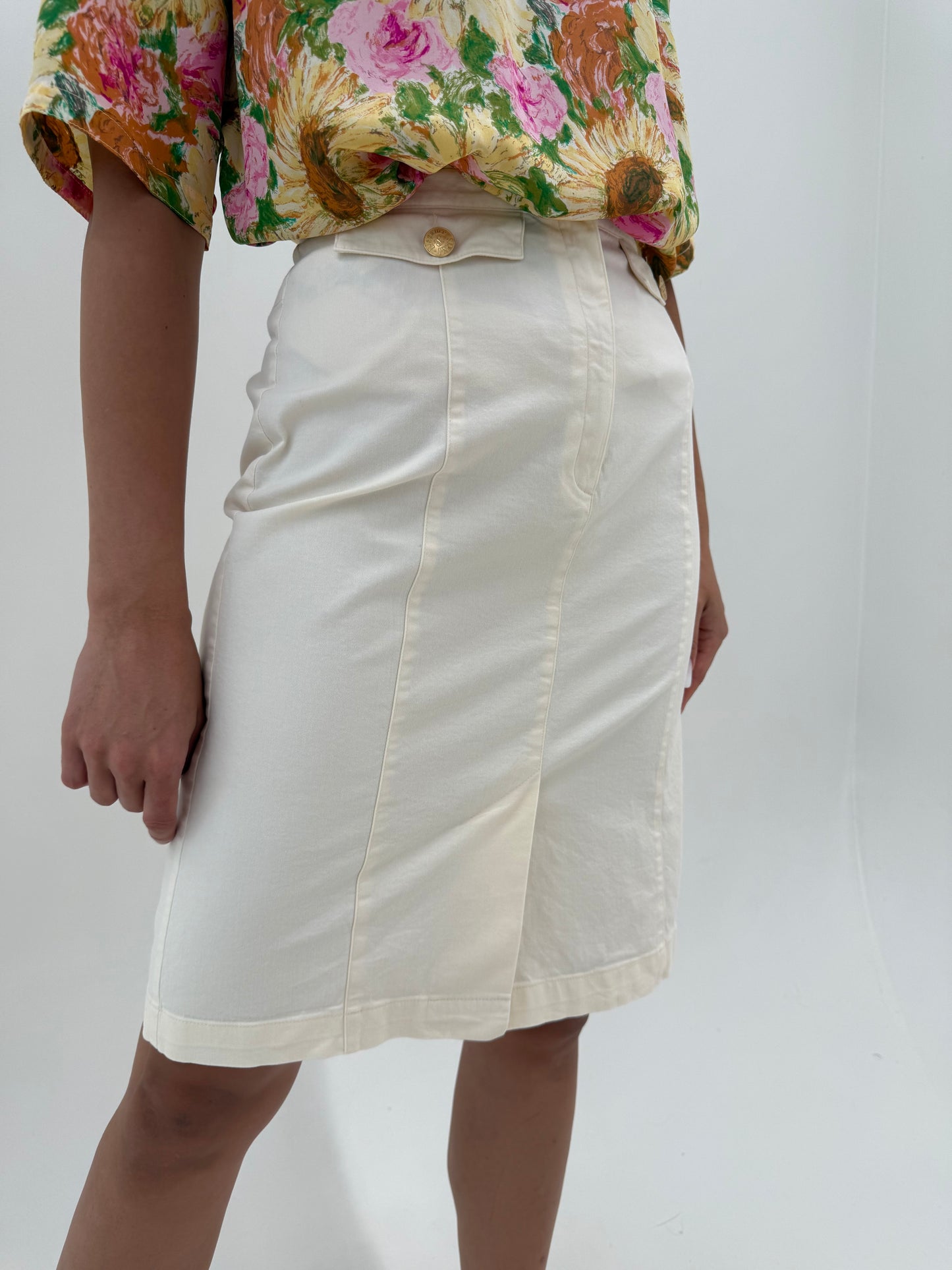 Fusta vintage butter white cu influențe safari de brand luxury Elegance
