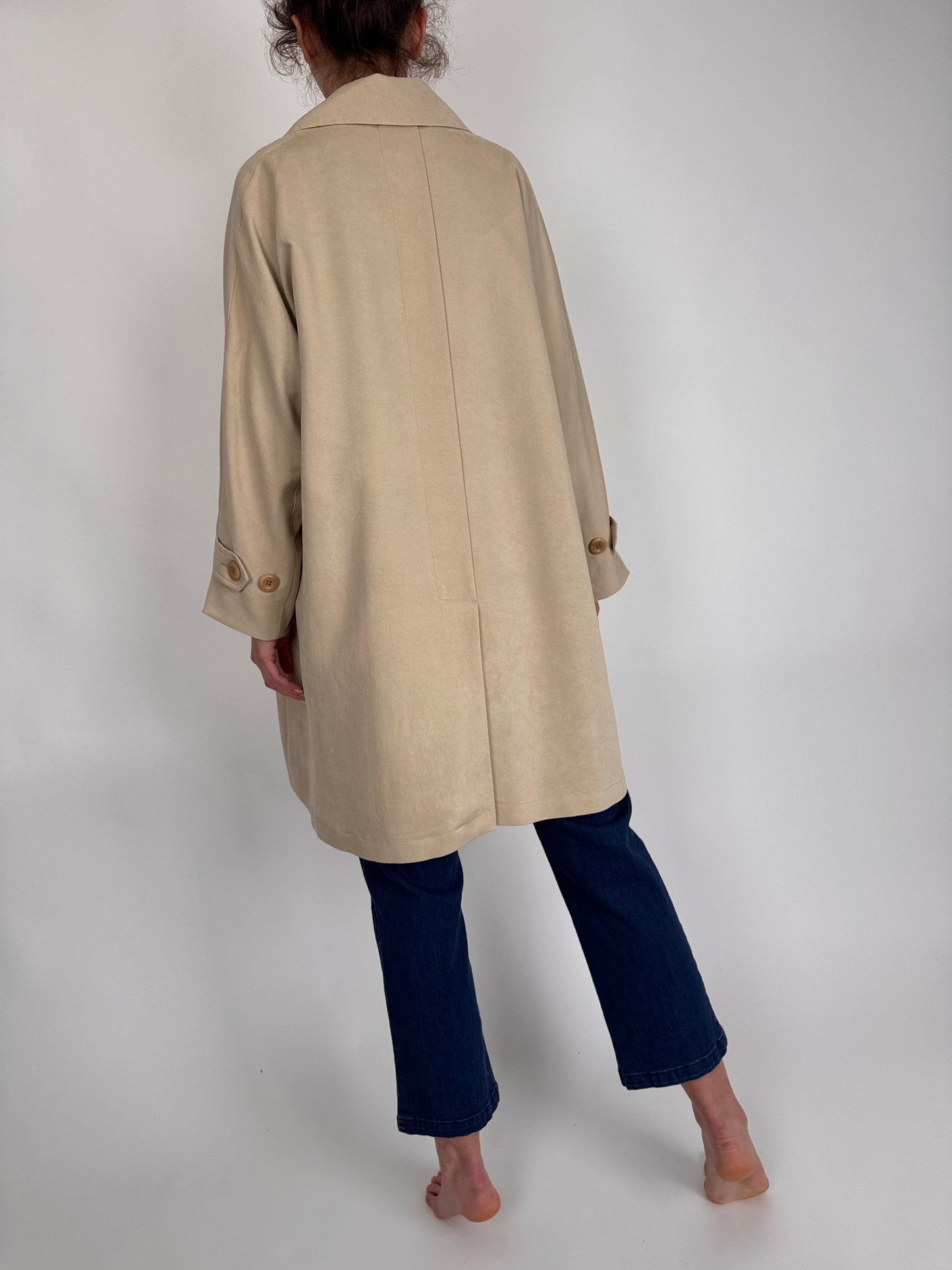 Pardesiu vintage premium beige în croi minimalist A-line