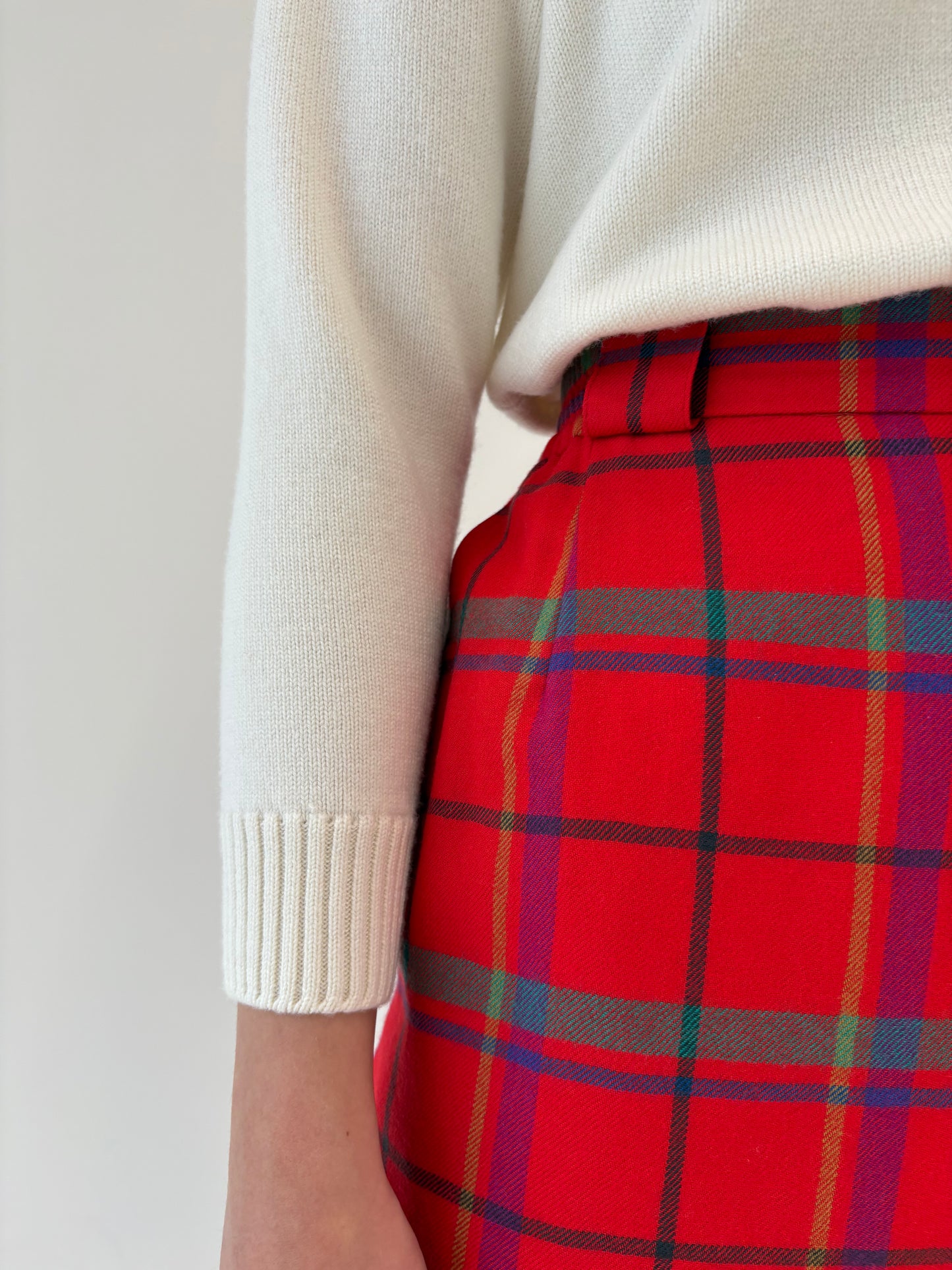 Fustă vintage din Tartan de lana în culori tari cu talie ultra înaltă marcată