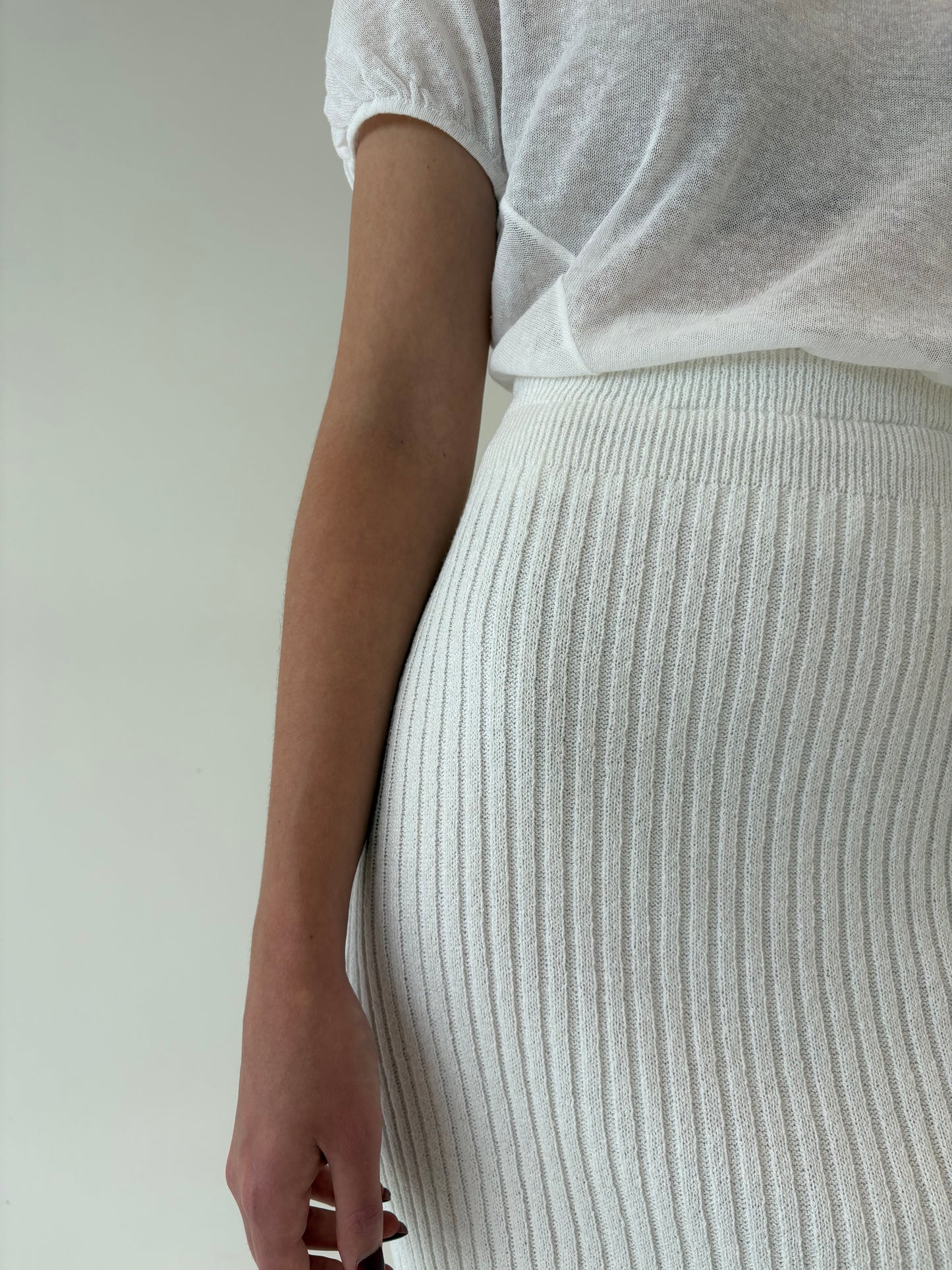 Fustă din jerse ribbed din mix de lana extrafina