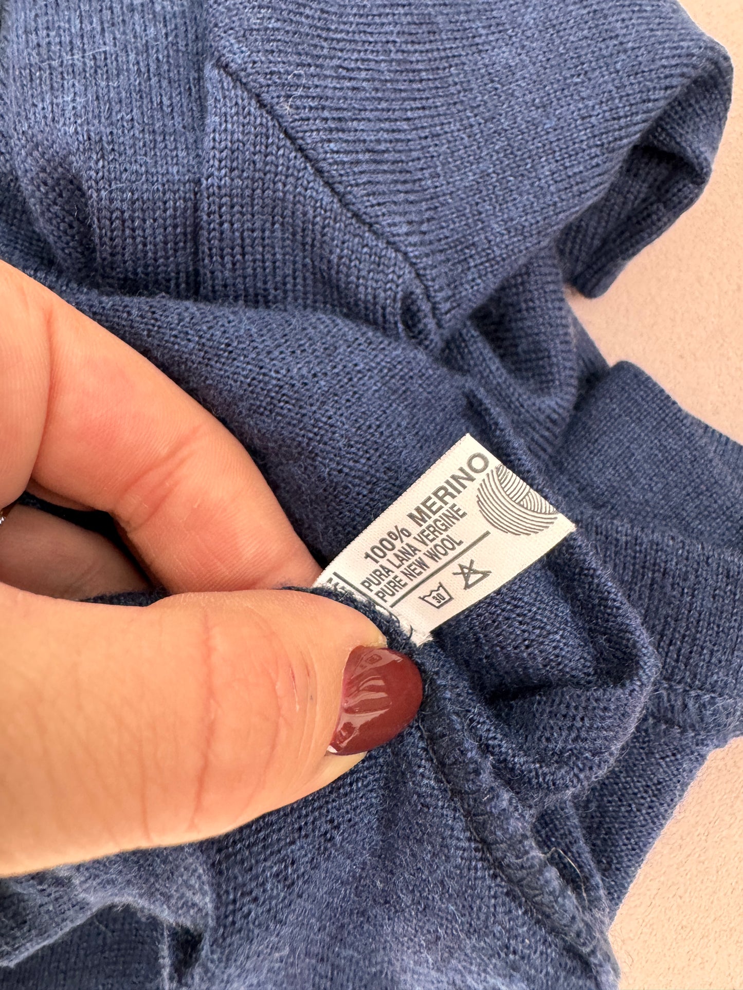Top italian din lana merino extrafina