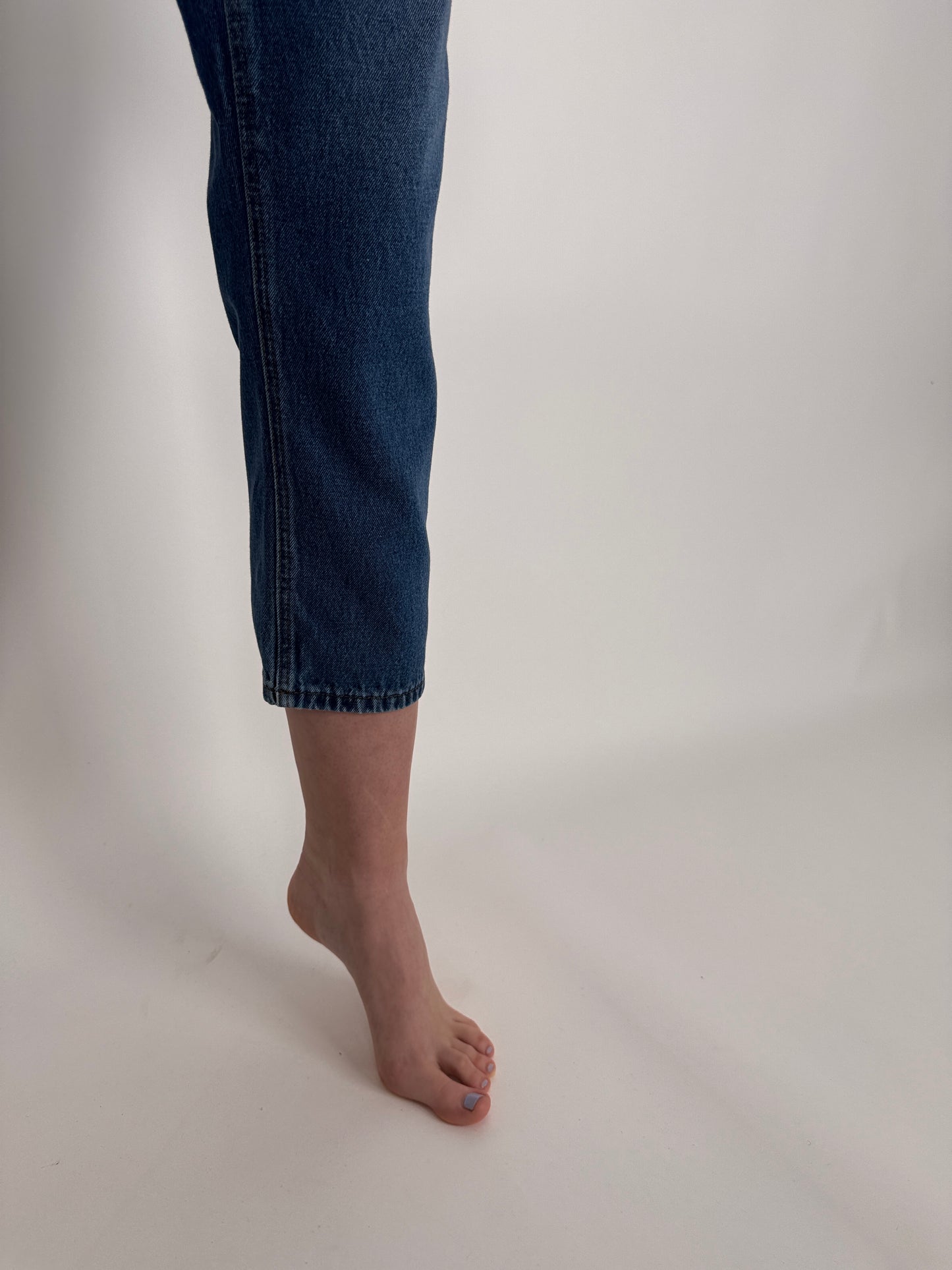 Jeans vintage petite cu talie ultra înaltă marcată cu detalii chic
