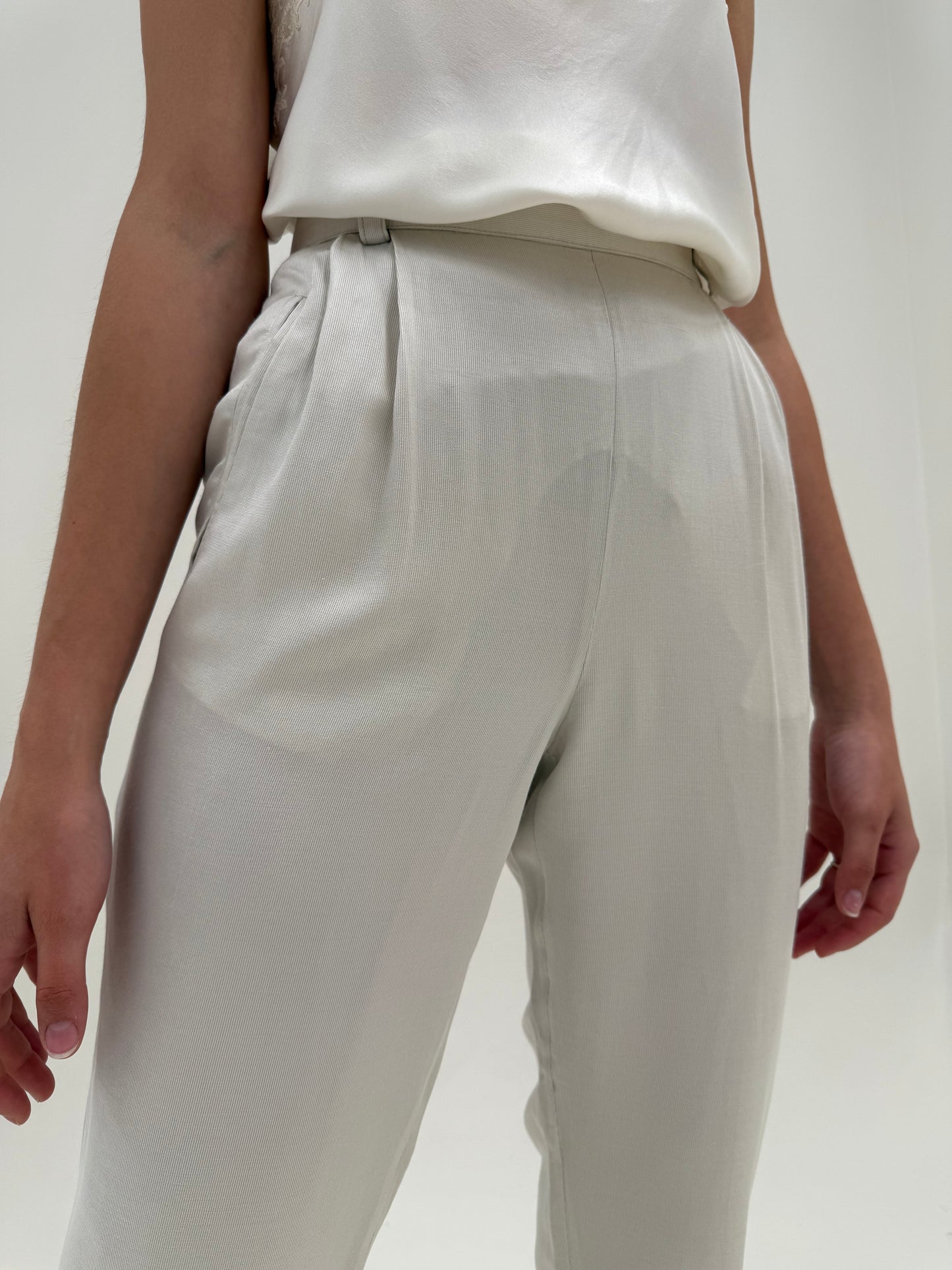 Pantaloni de brand super premium Seventy off white din pânză perlata