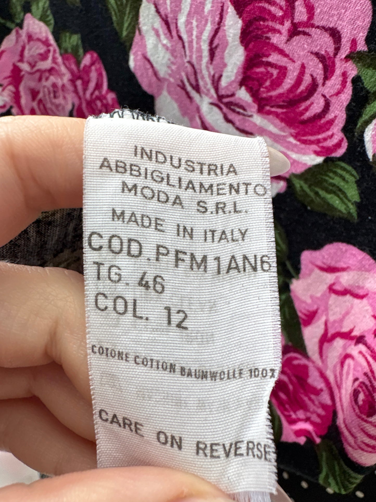 Top Moschino cu decolteu bărcuță și print floral din bumbac modelator