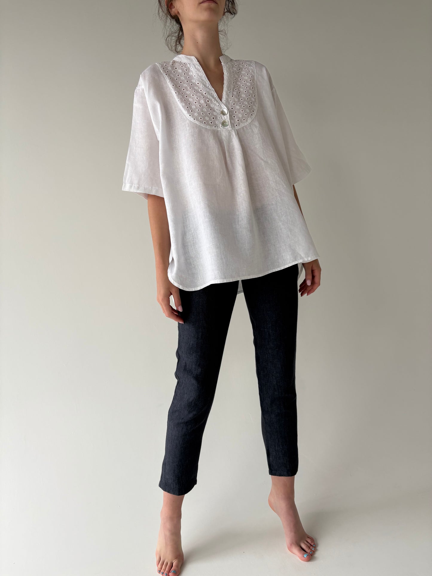 Pantaloni jeans blue petite din in premium italian în croi clasic