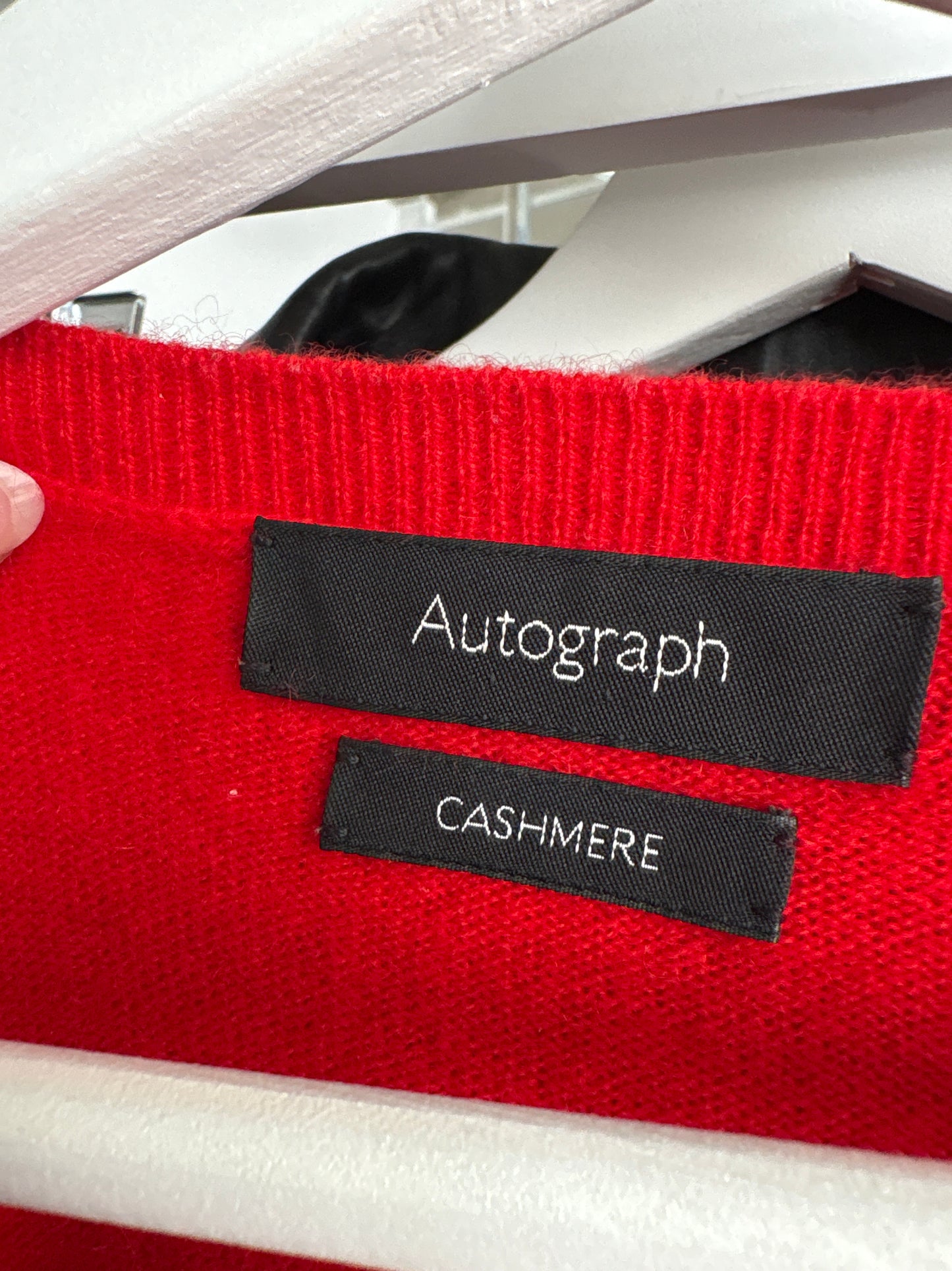 Pulover crew neck din cașmir roșu tare cu manșete îngustate