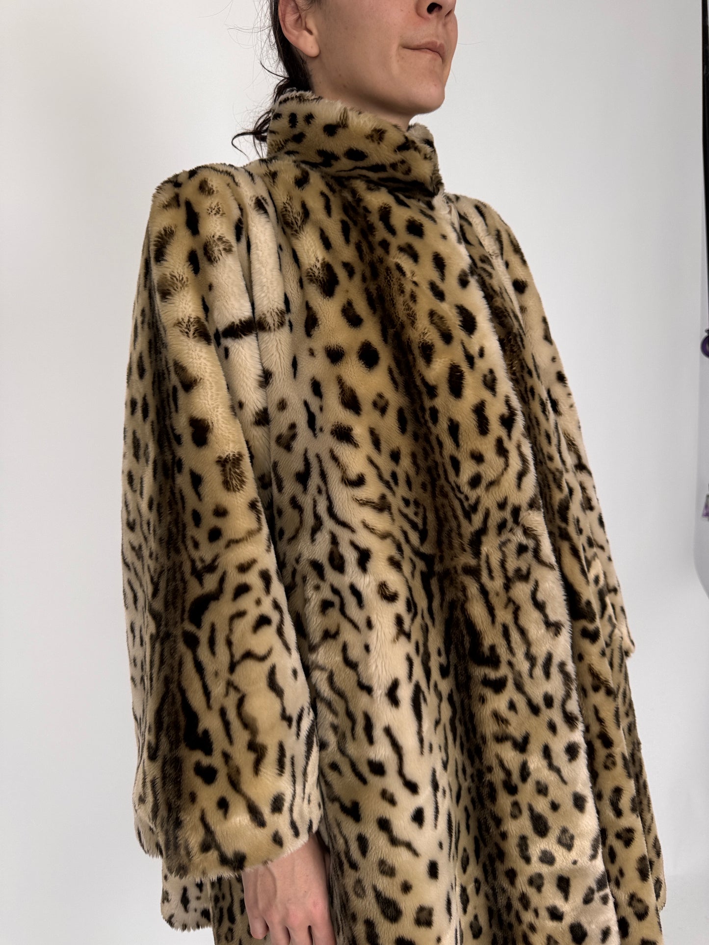 Teddy coat premium italian animal print în croi amplu