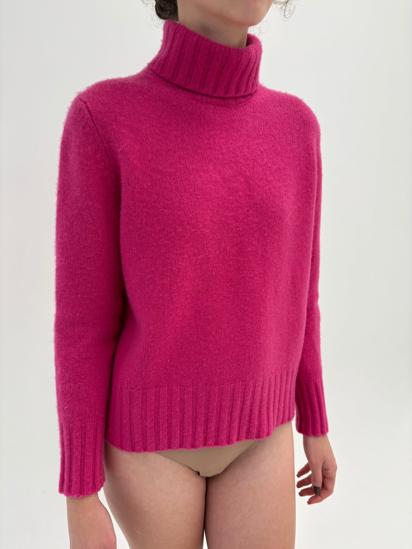 Maleta fucsia din cașmir multiply high end