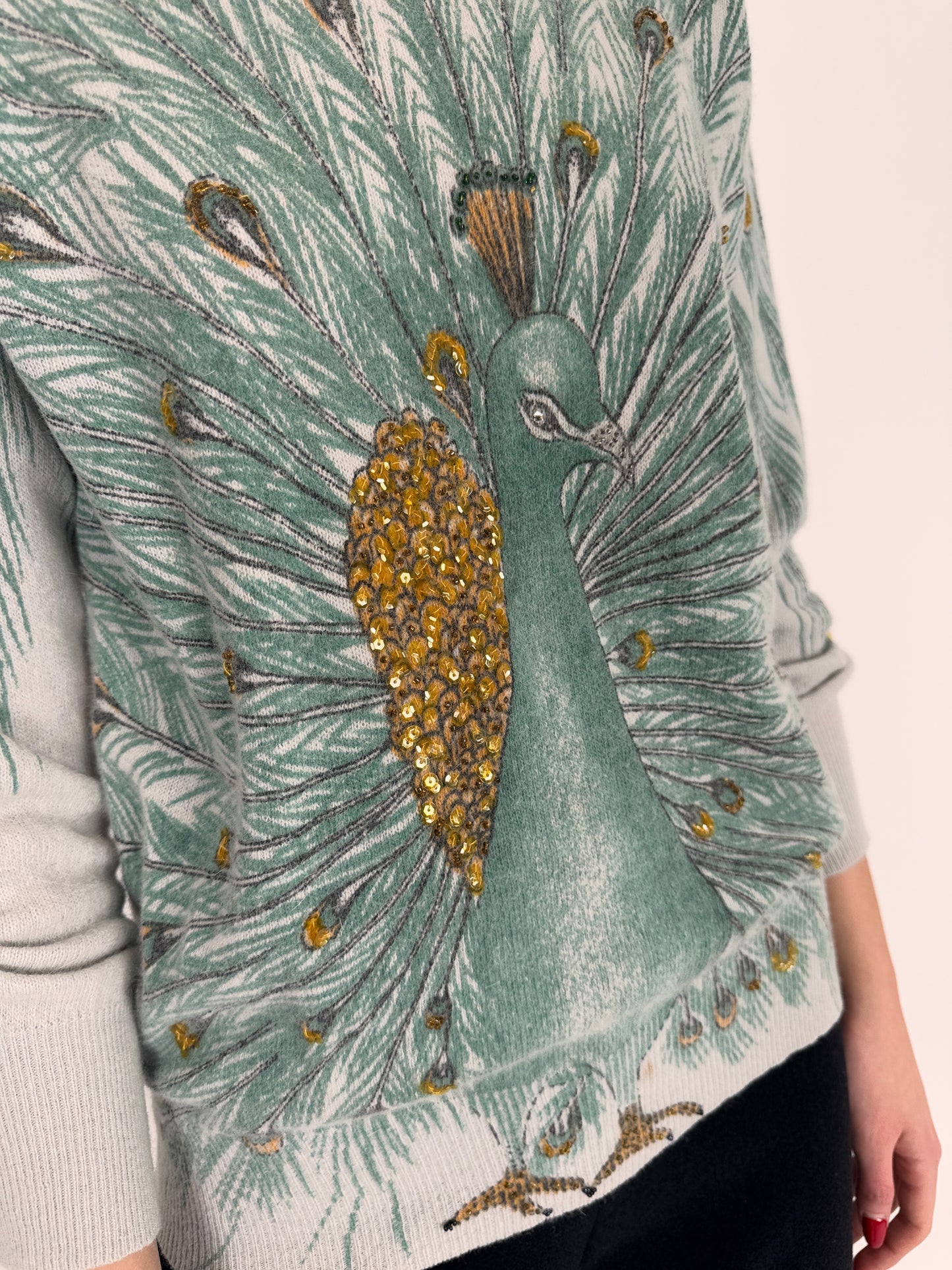 Pulover vintage cu mânecă fluture și print păun din lana extrafina