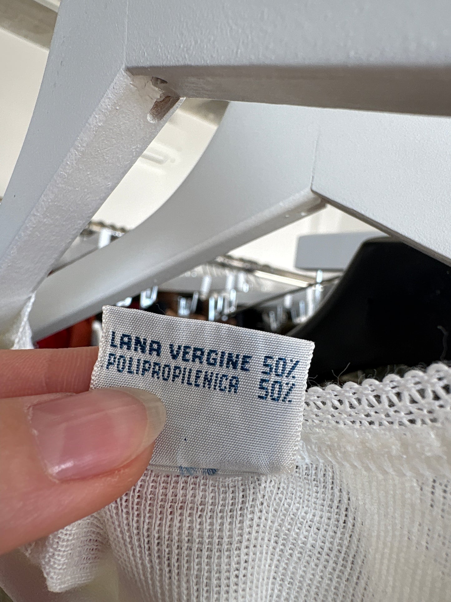 Maieu cambrat high end italian din lana extrafina irestringibila