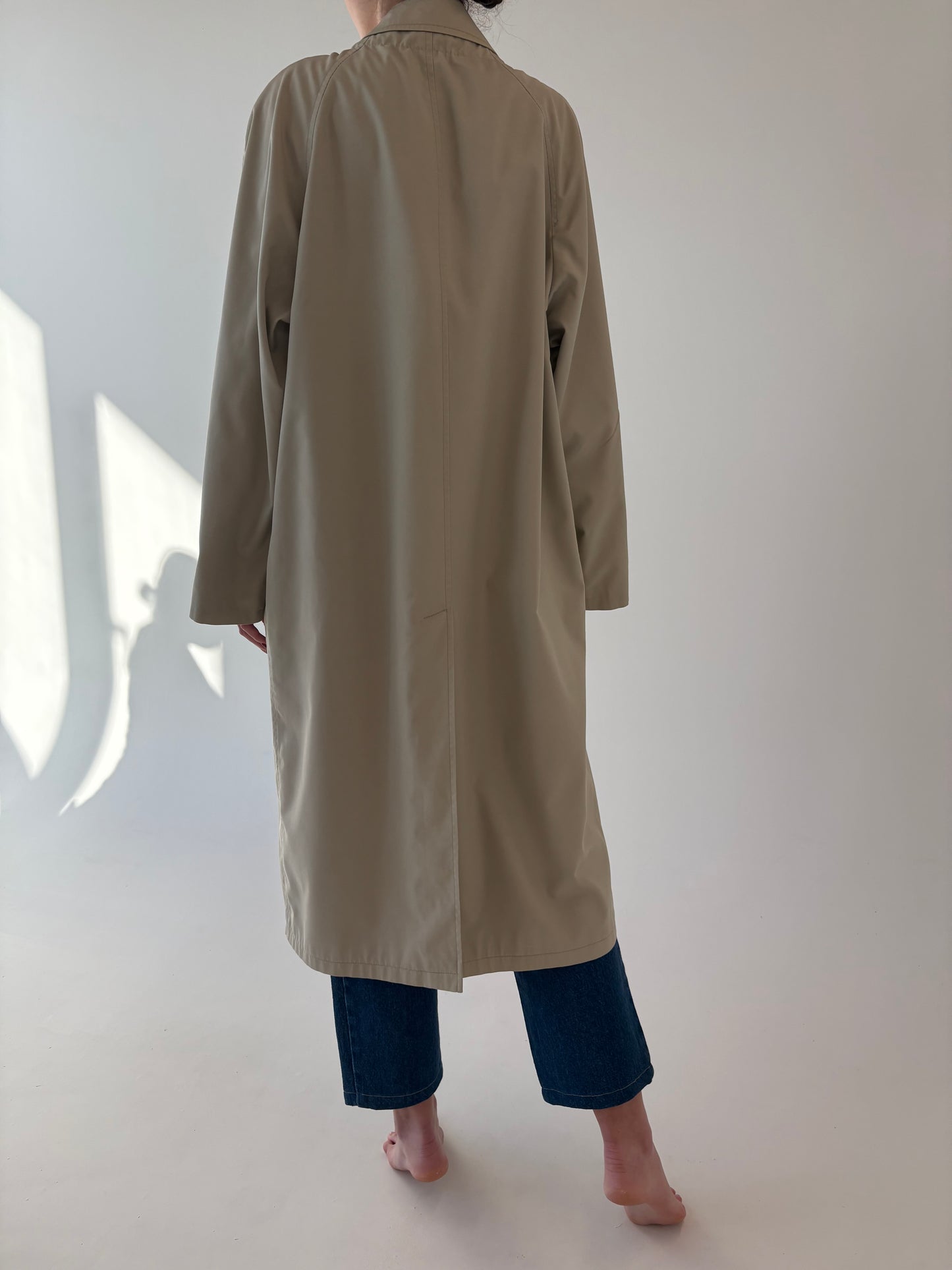 Trench vintage light nude din gabardină impermeabil