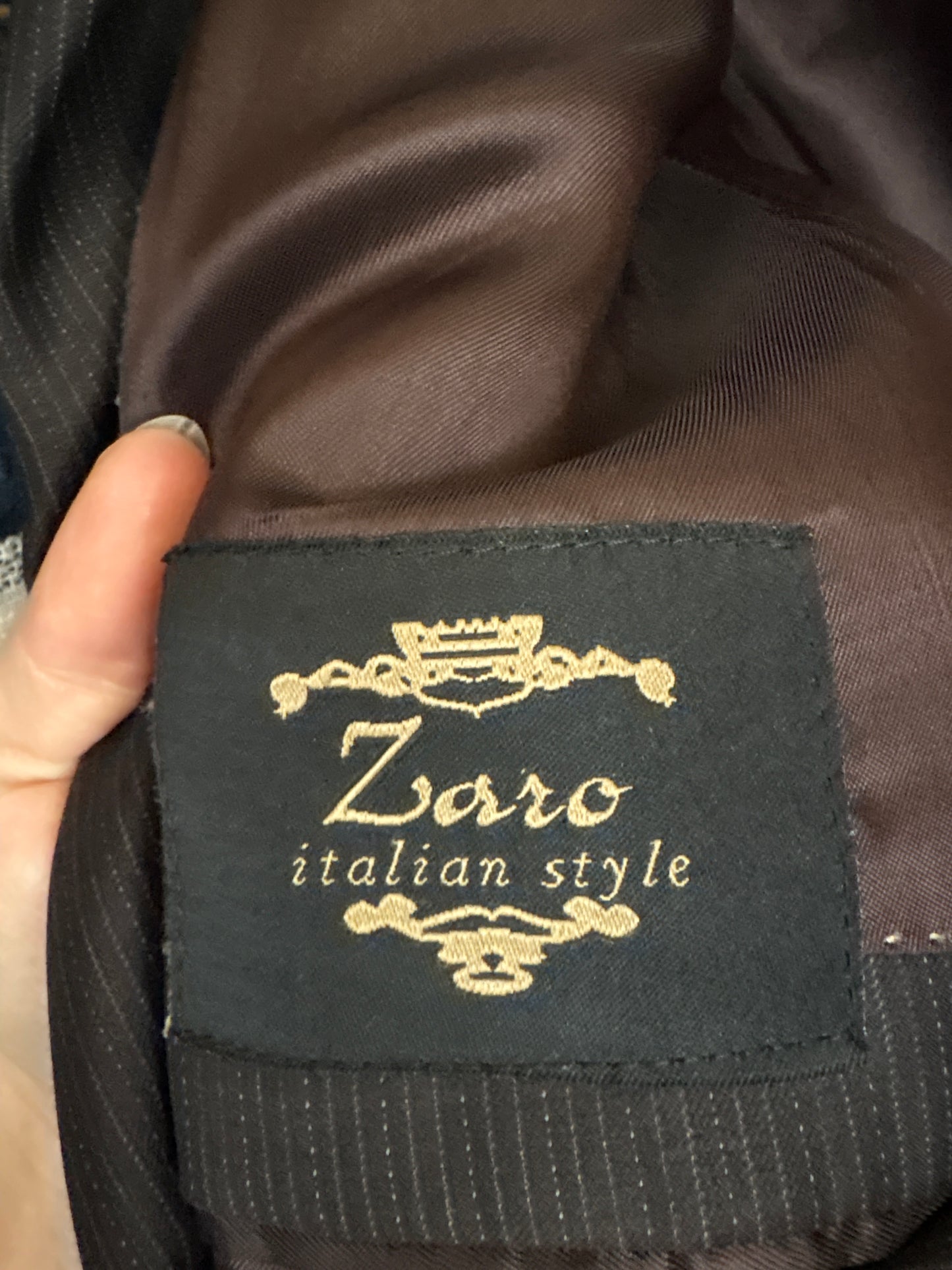 Sacou dark chocolate brown italian din lana virgină extrafina în croi actual
