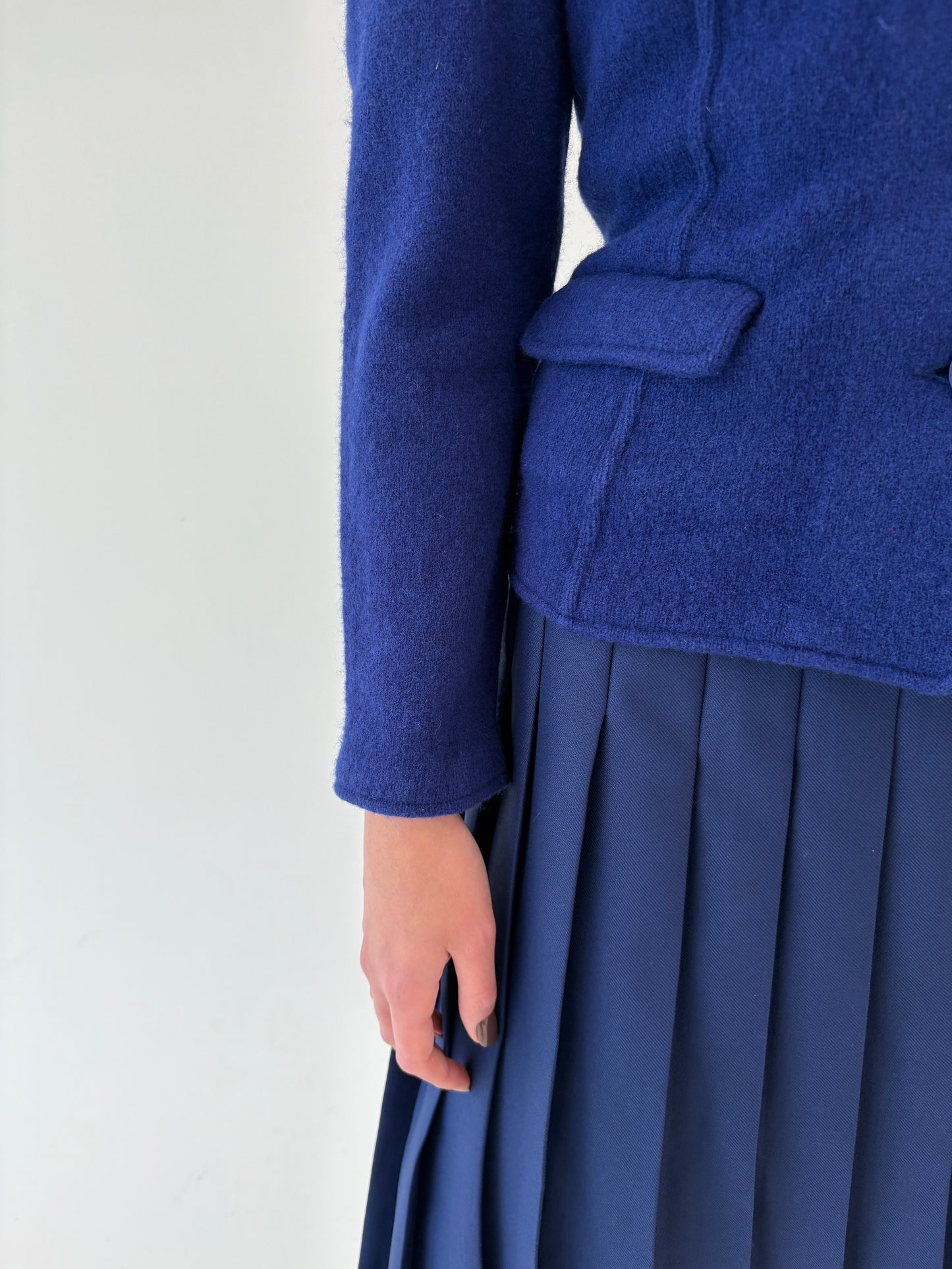 Sacou cambrat albastru cerneală de brand luxury vintage din lana merino