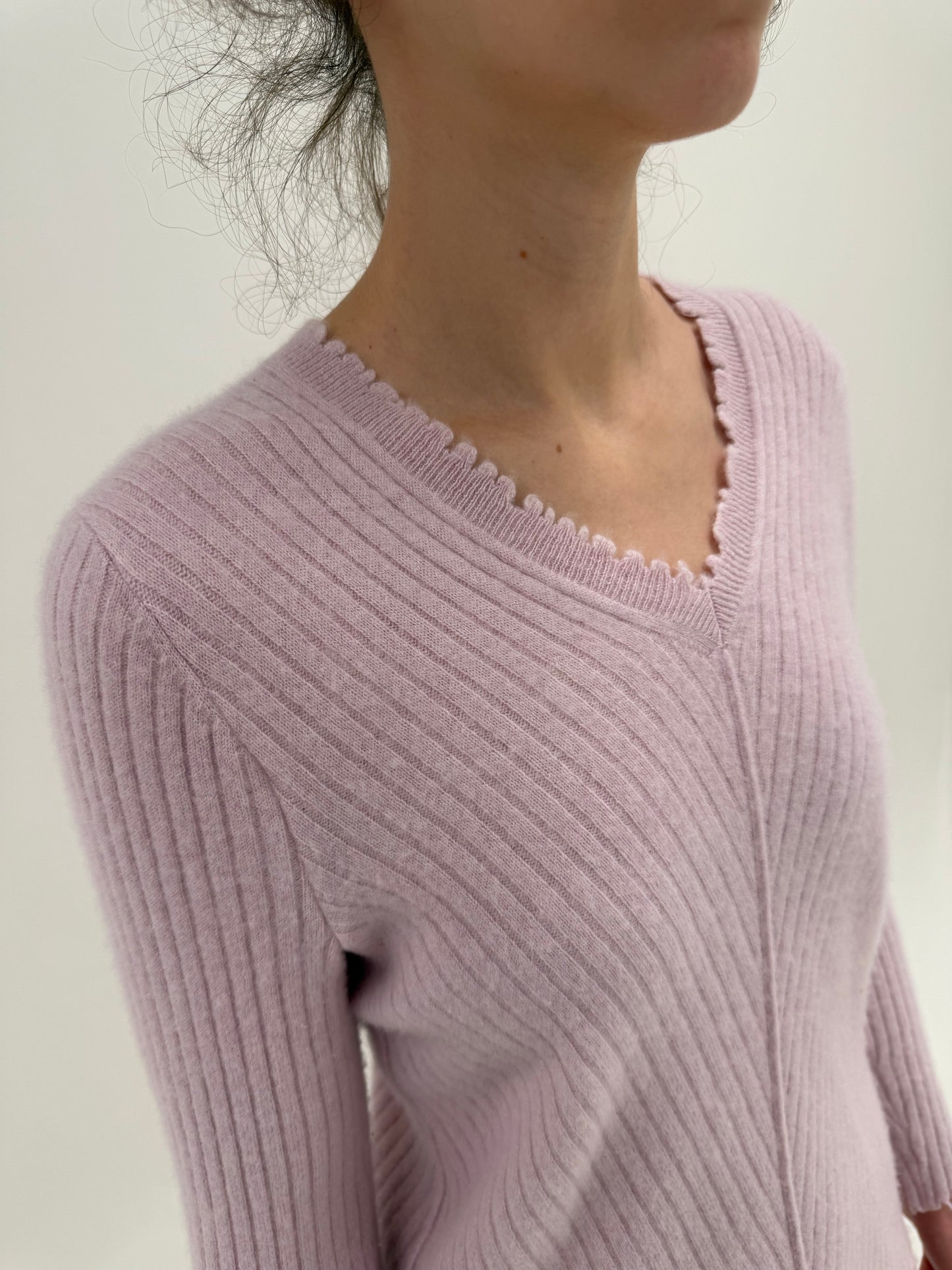 Pulover din cașmir powder Pink ribbed high end cu fir lung