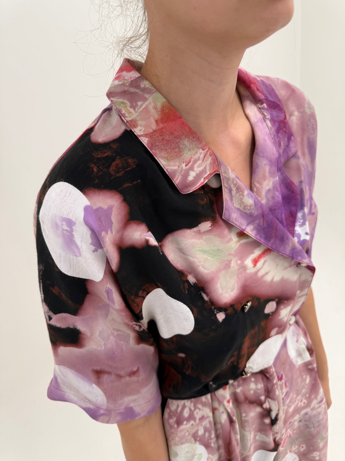 Salopetă vintage cu print în stil Margiela super vaporoasă în croi retro modern