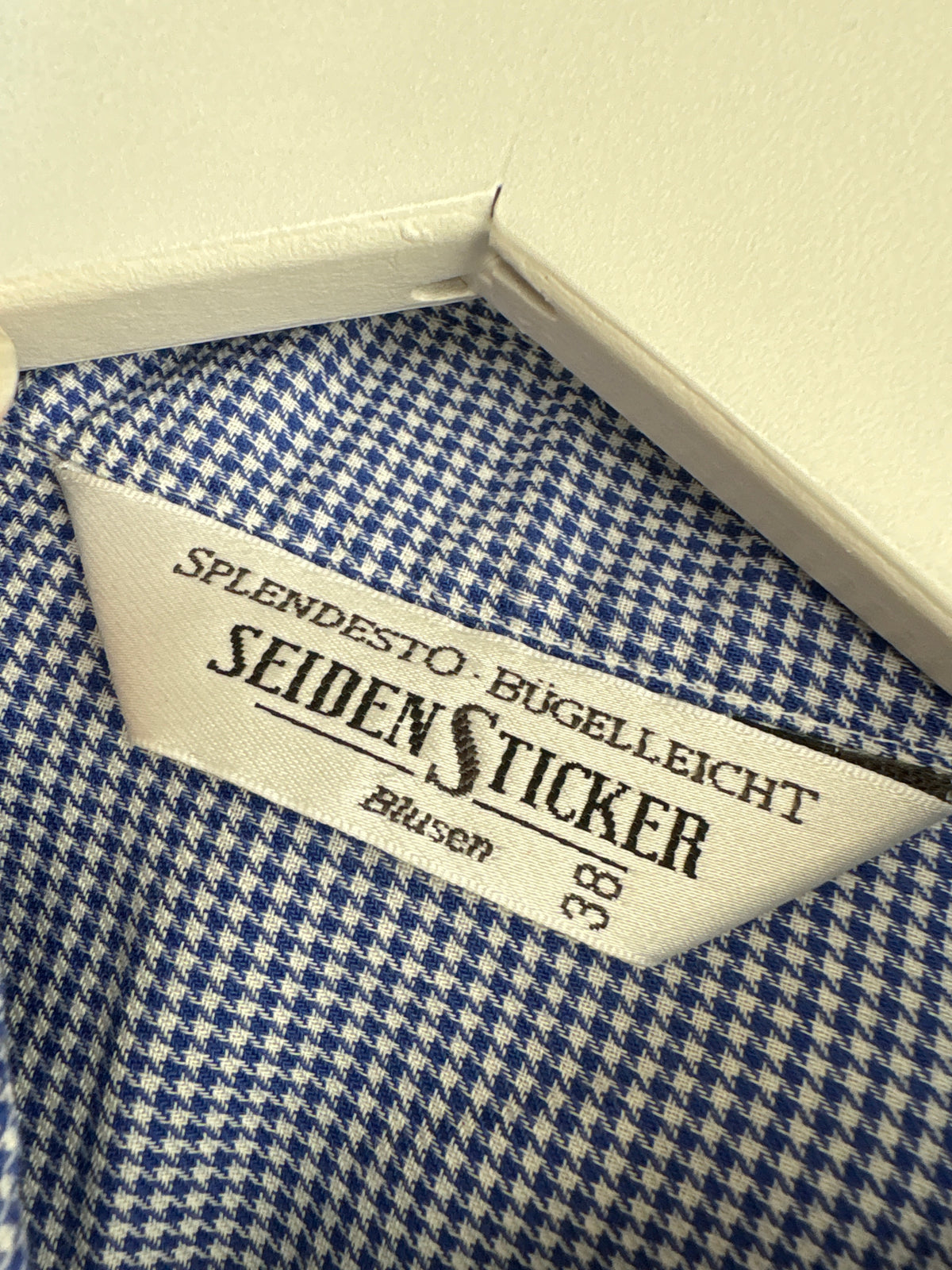 Cămașa gingham alb cu albastru din bumbac plin