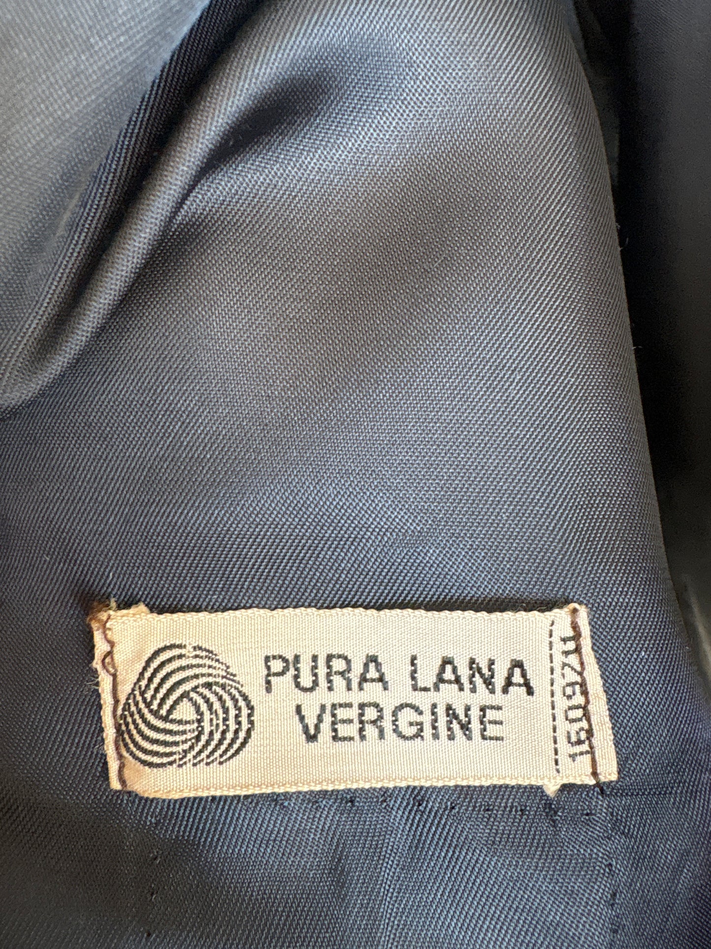 Sacou structurat în stil Prada din lana extrafina cu închidere dublă