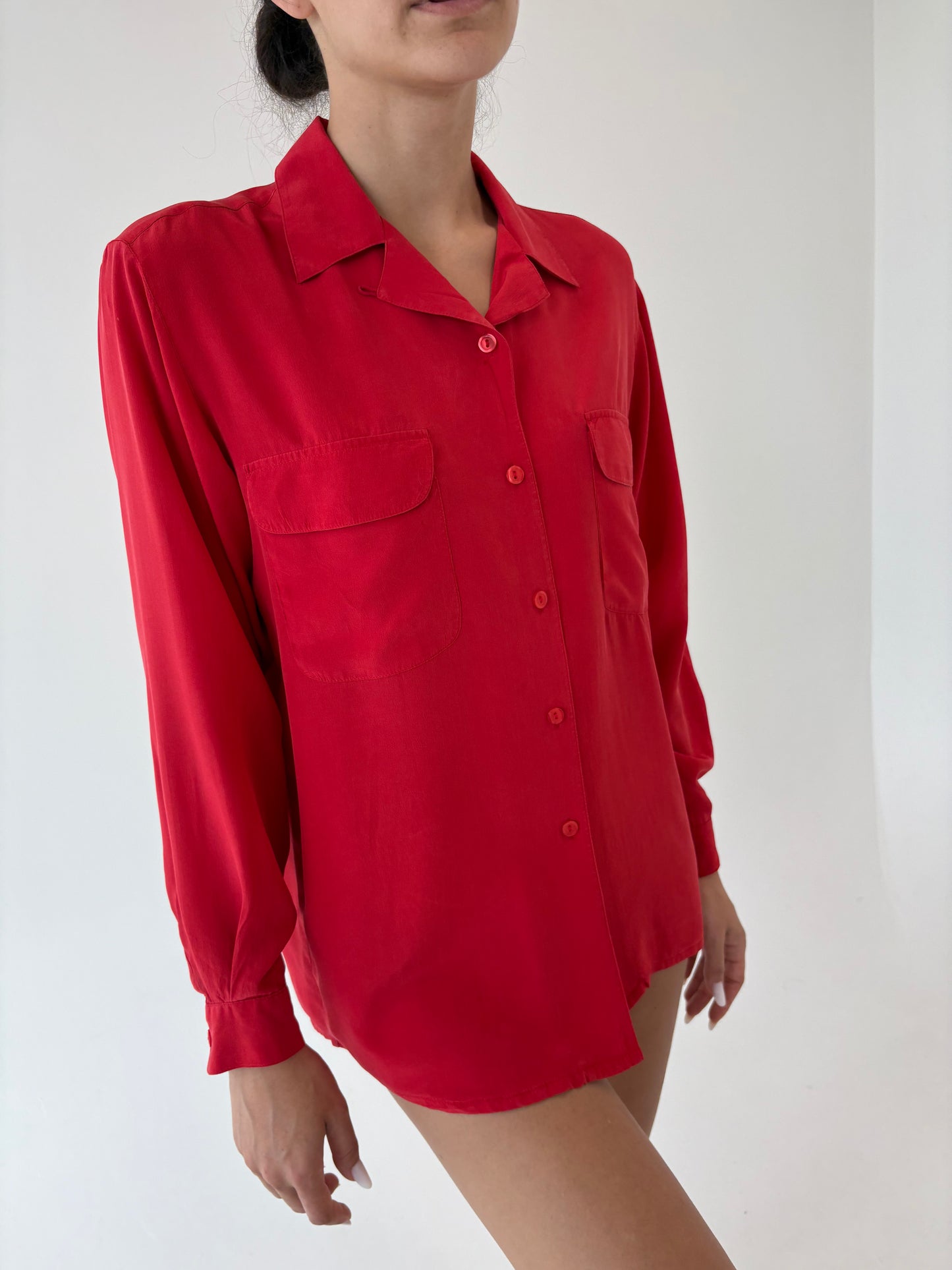 Cămașa vintage cherry red din mătase naturală