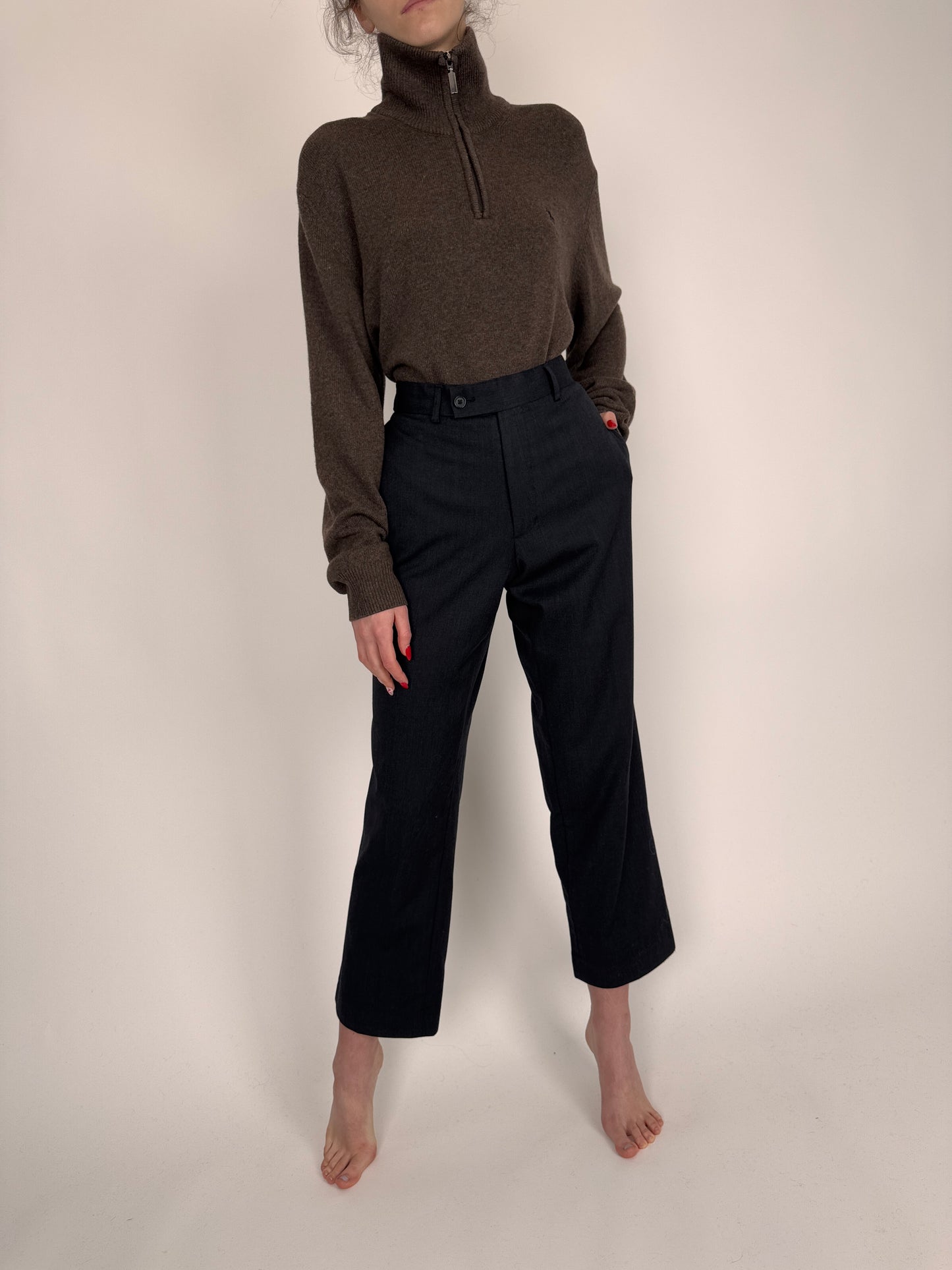 Pantaloni charcoal gray din lana extrafina pura certificată