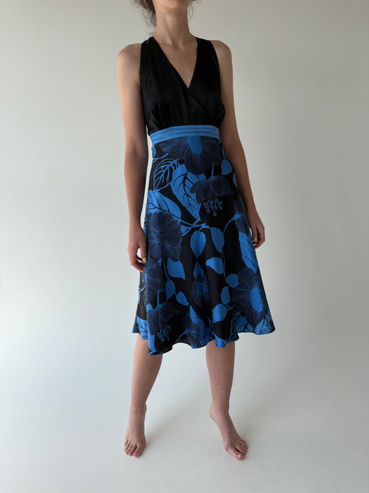 Rochie din mătase naturală în croi super feminin