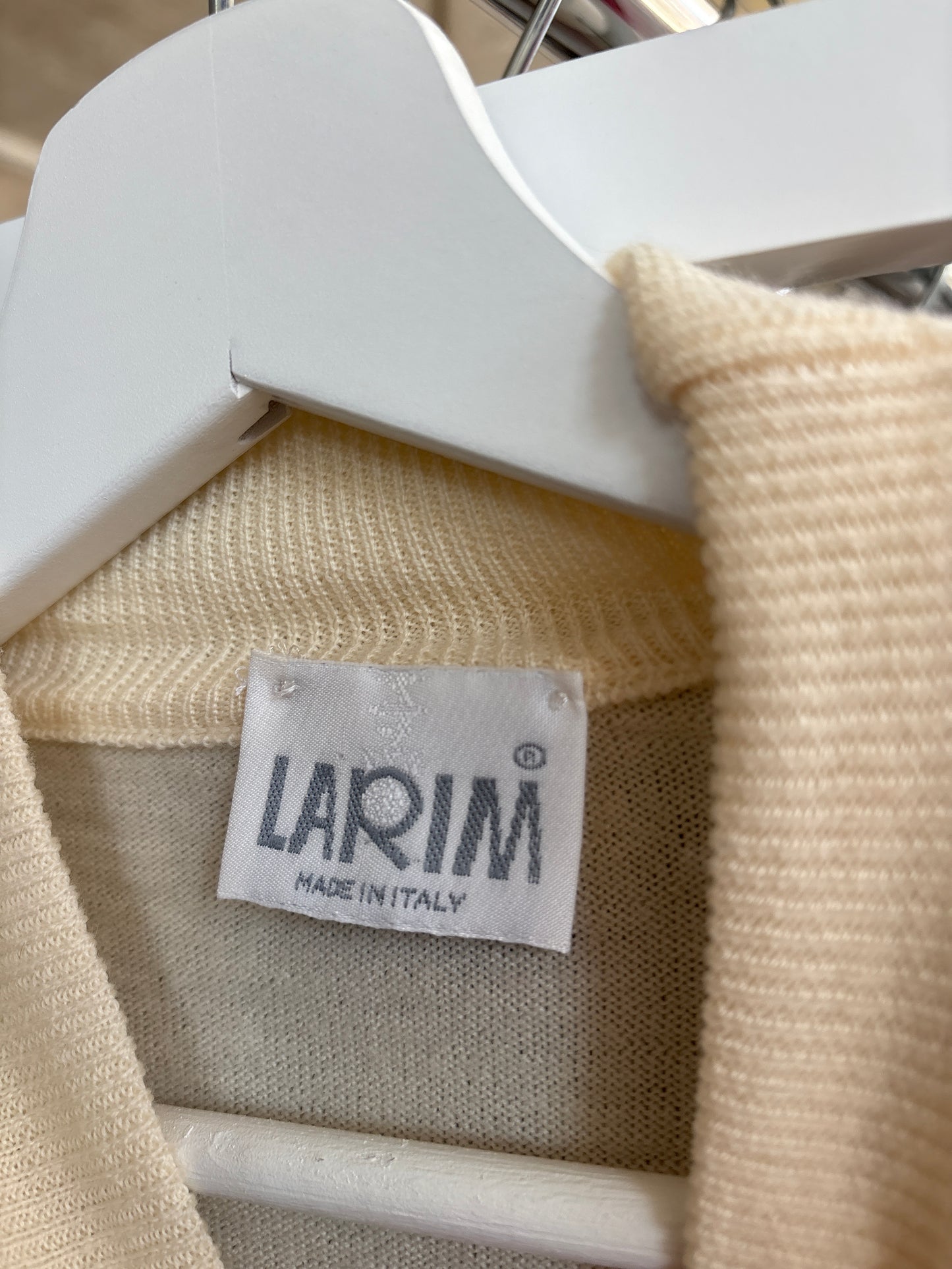 Maleta high end italiană din lana merino extrafina certificată de gramaj mare