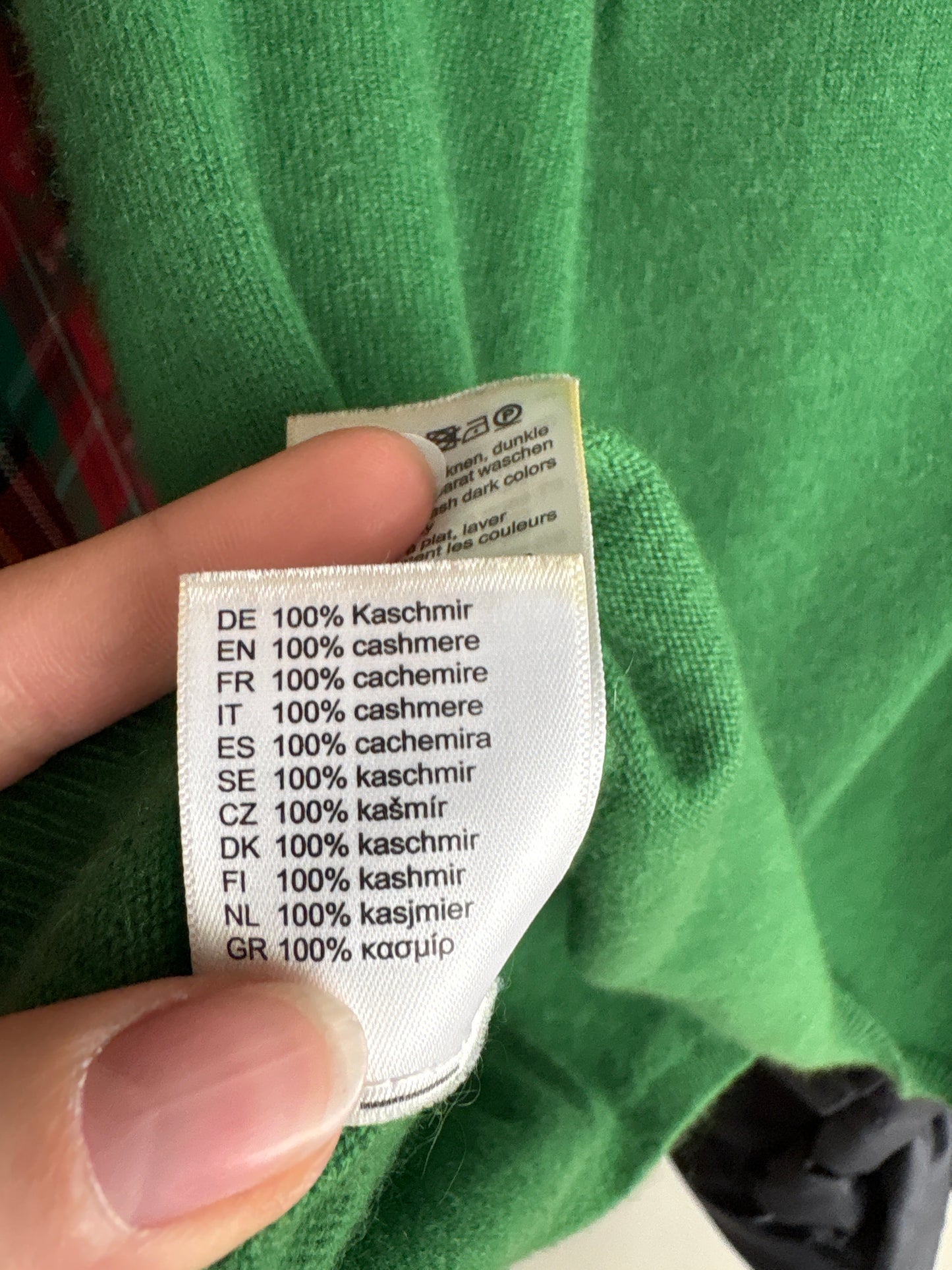 Maleta verde din cașmir multiply