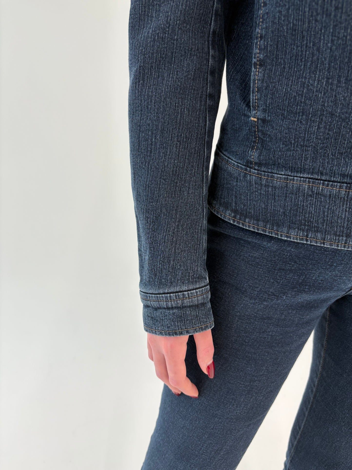 Geacă de jeans de brand luxury Luisa Cerano cu interior matlasat dark wash