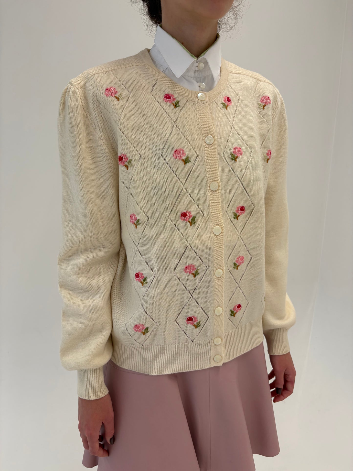 Cardigan vintage excepțional butter white din lana merino de gramaj mare