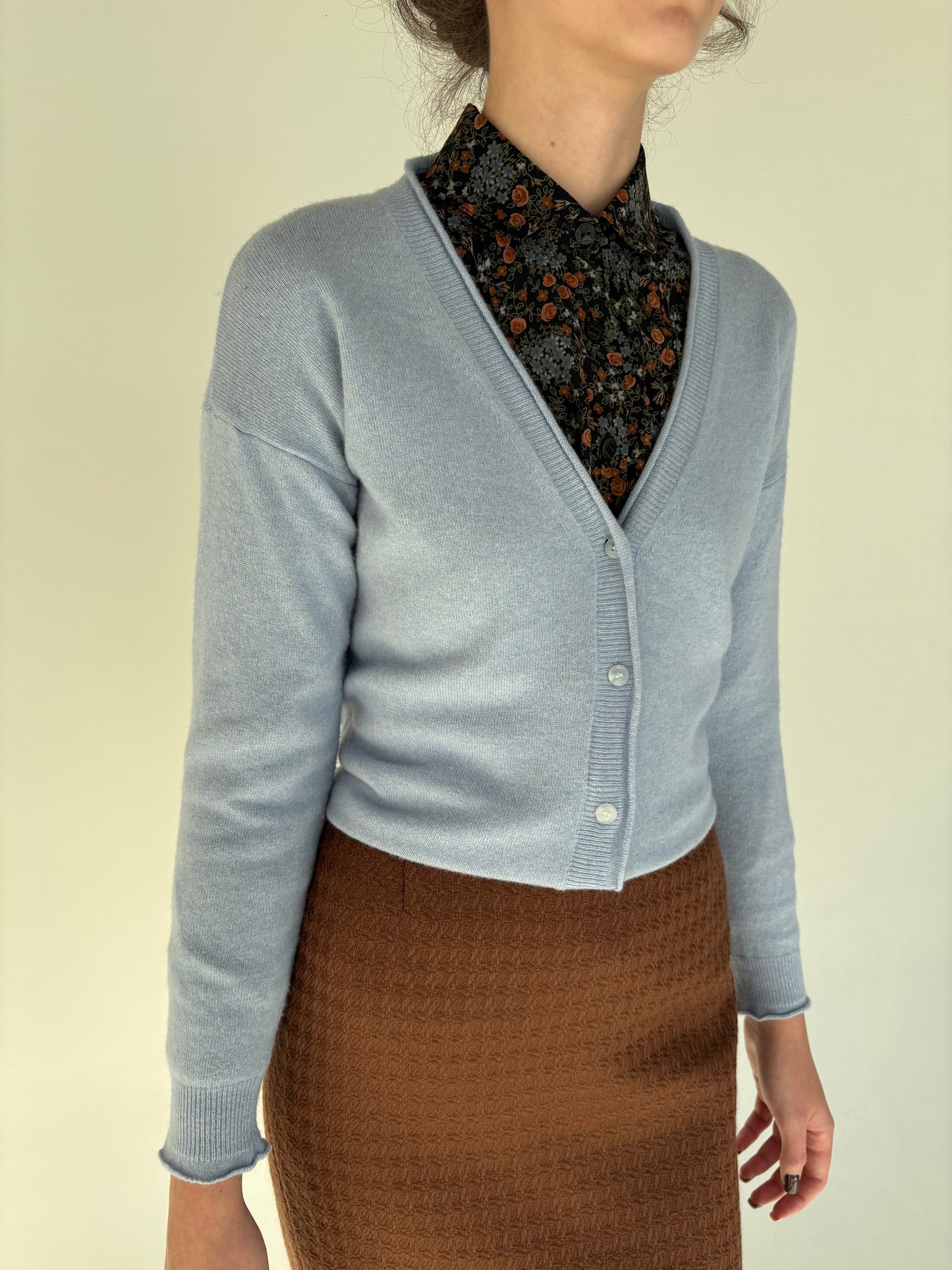 Cardigan baby blue din lana merino extrafina de gramaj mare