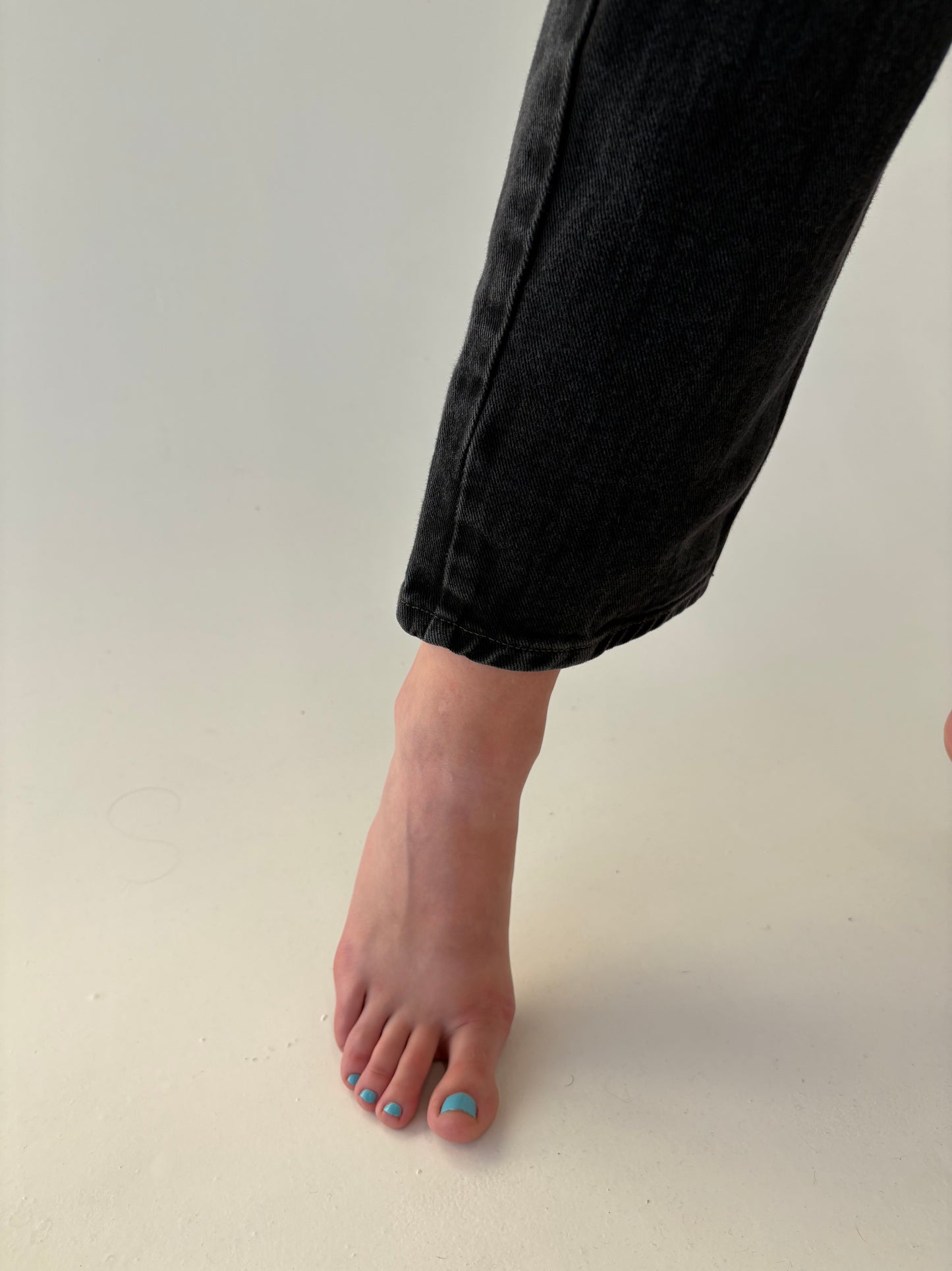 Jeans luxury Diesel straight leg cu talie înaltă