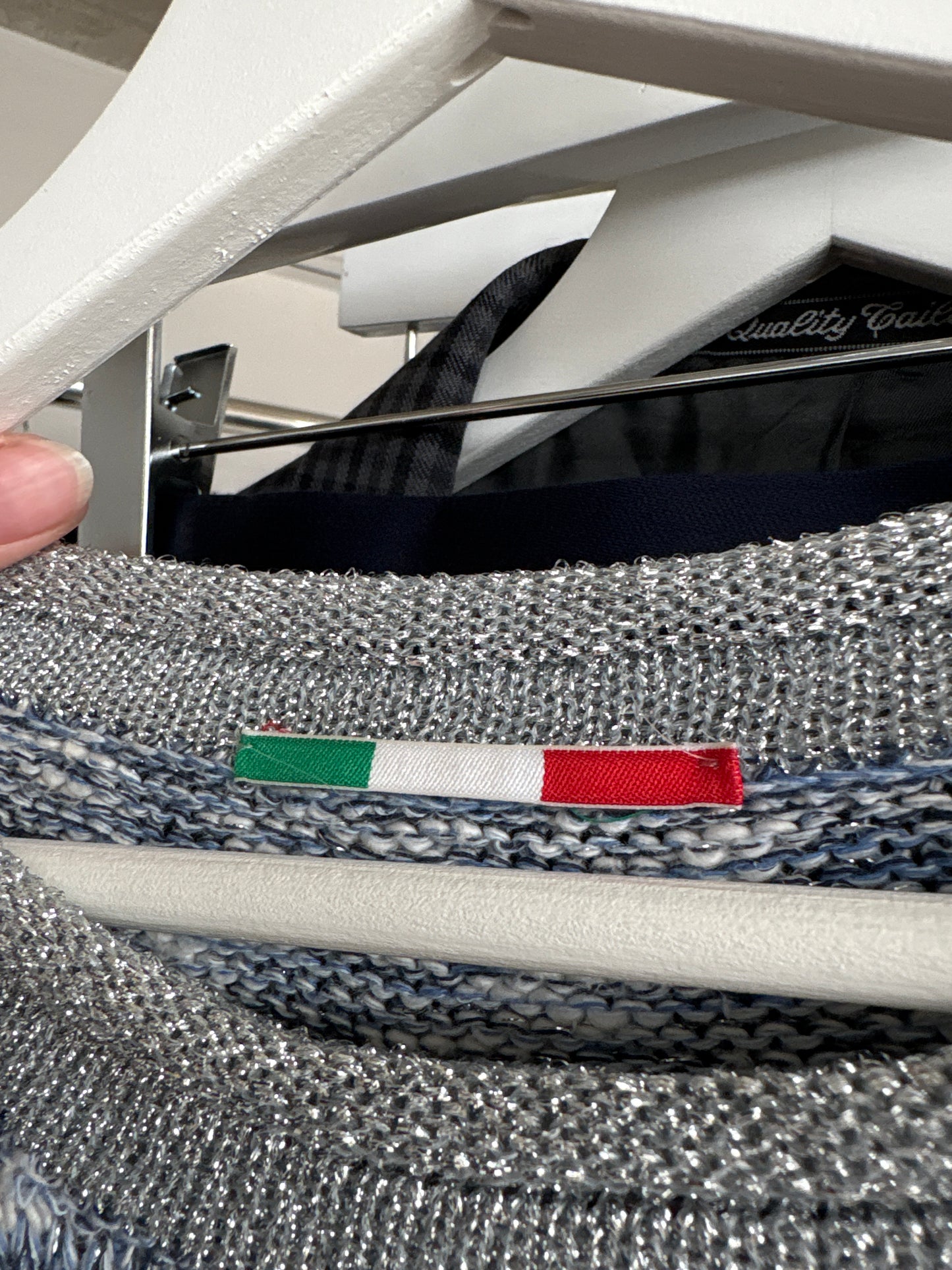 Top italian în nuanțe de albastru și off white din jerse de gramaj mare
