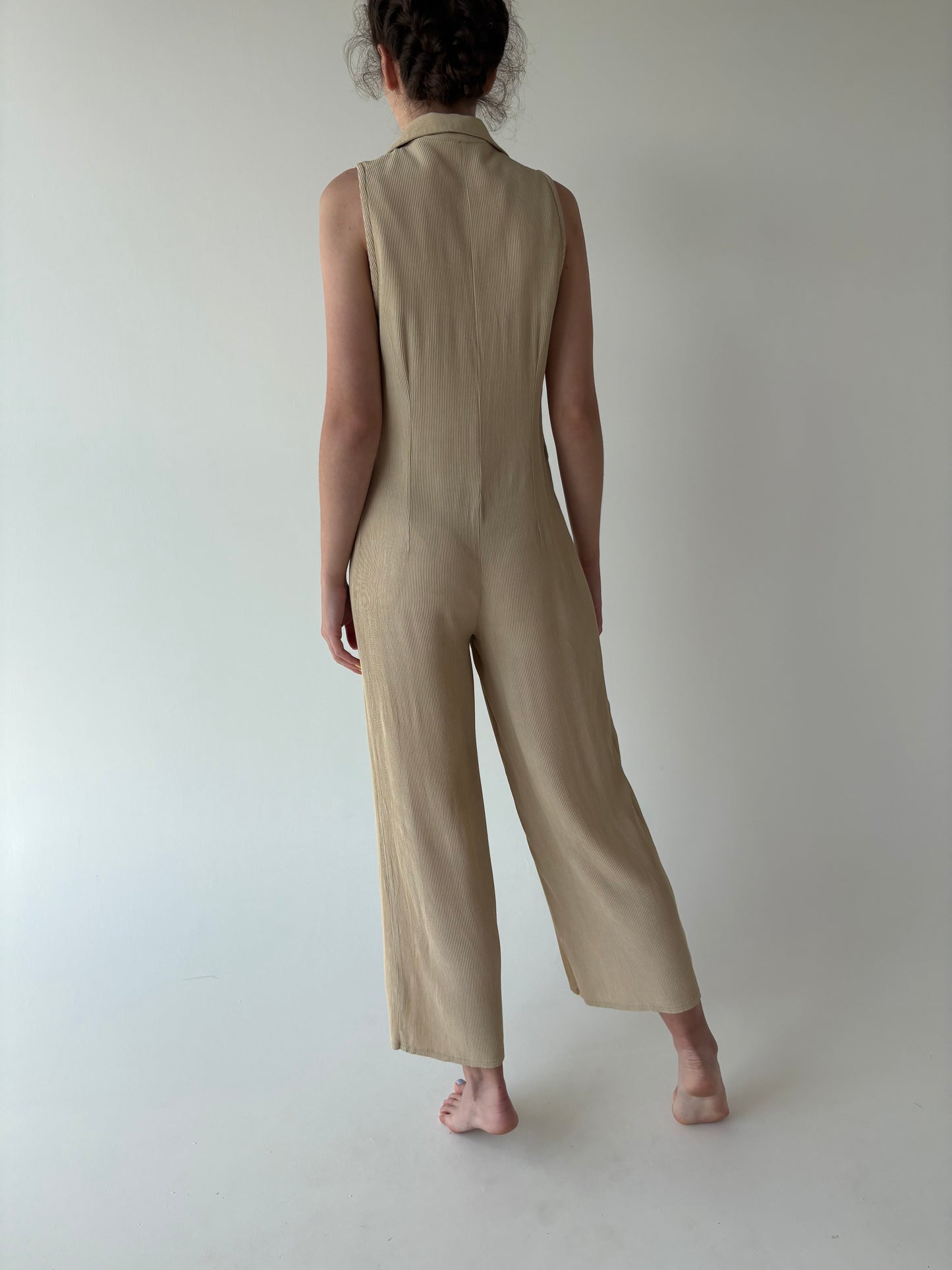 Salopeta vintage camel în croi minimalist