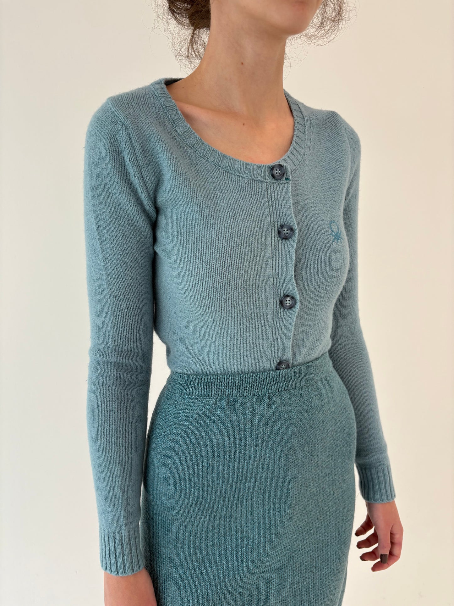 Cardigan iceberg blue grosut din lana plină shetland