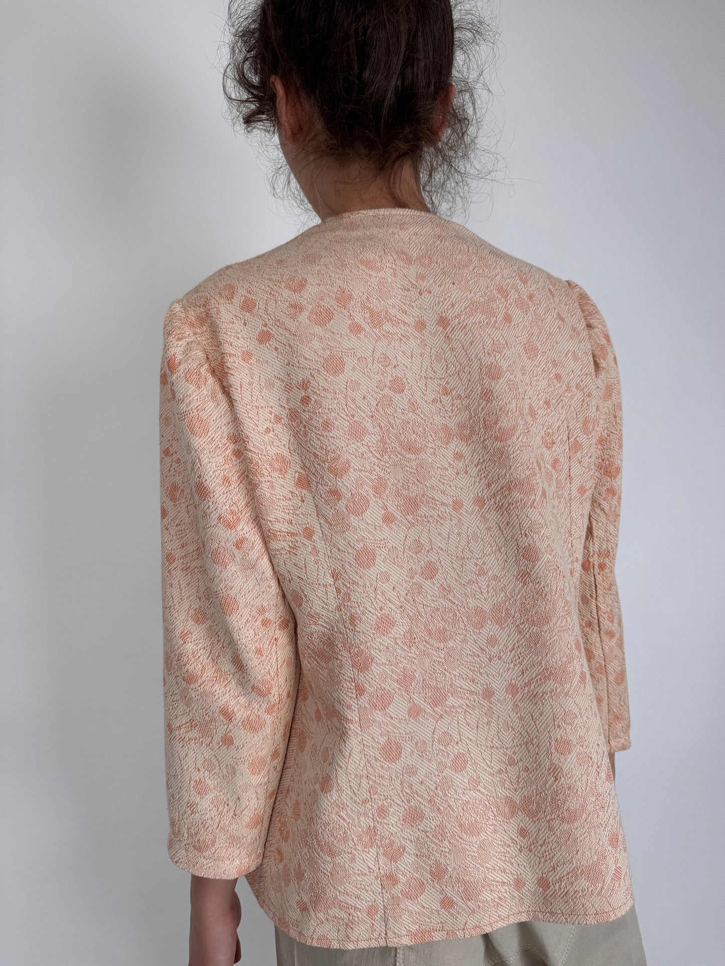 Sacou vintage cambrat din brocart în culori pudrate